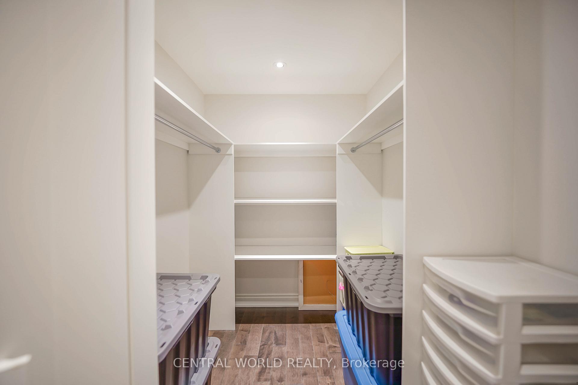 Photo 13 of 28 Teddington Avenue, Markham, Milliken Mills East — HOMEH