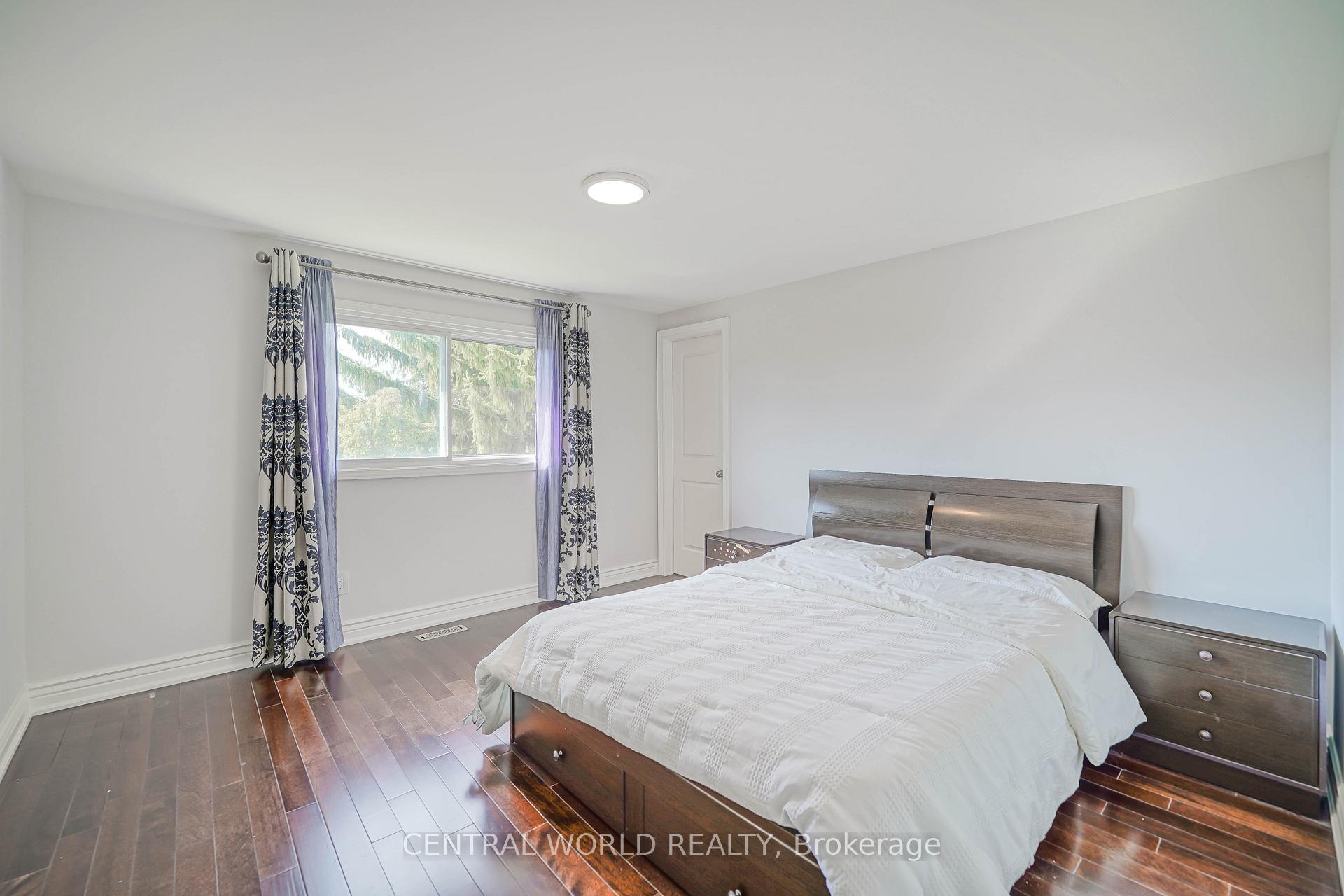 Photo 22 of 28 Teddington Avenue, Markham, Milliken Mills East — HOMEH