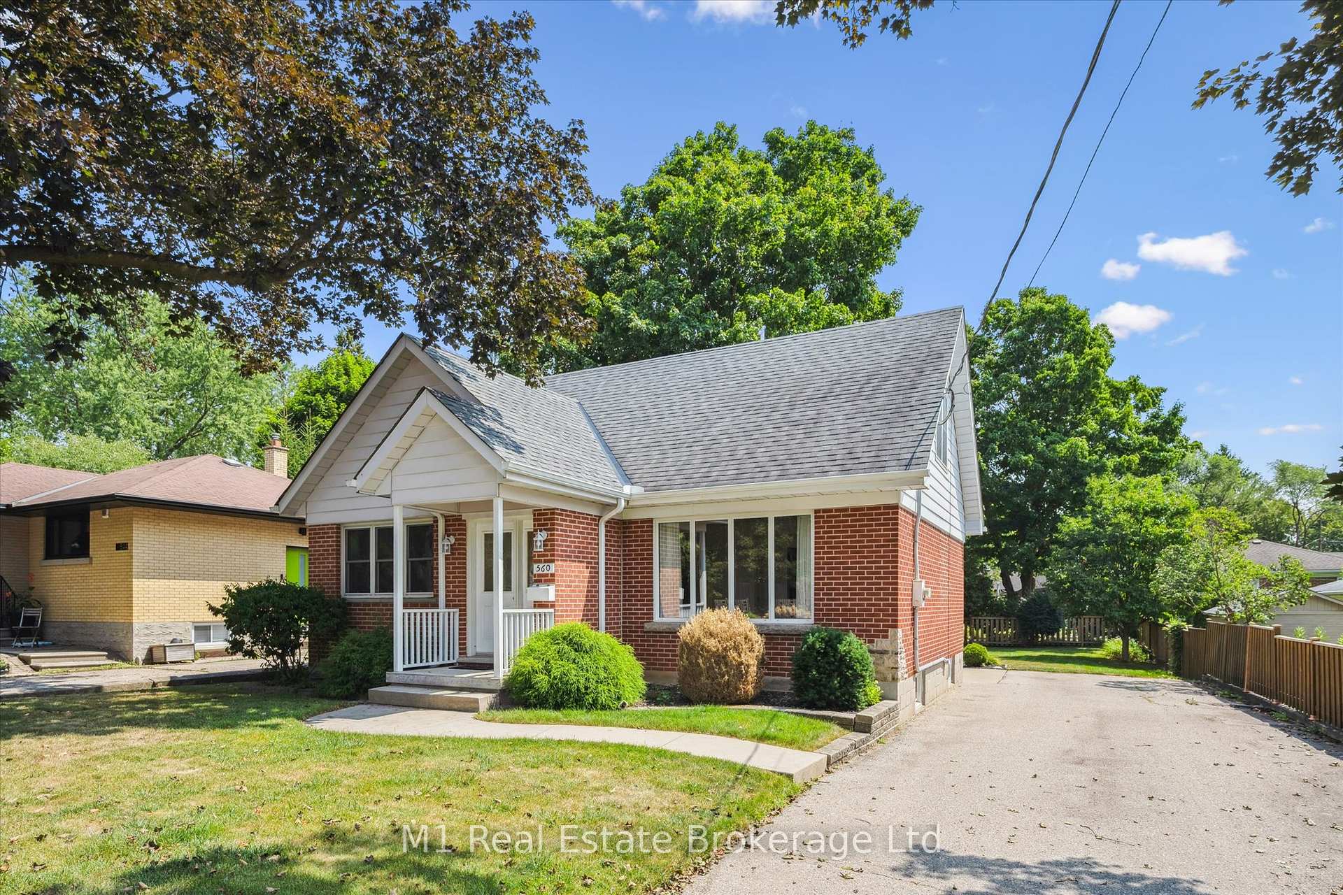 Photo 2 of 560 Paisley Road, Guelph, Junction/Onward Willow — HOMEH