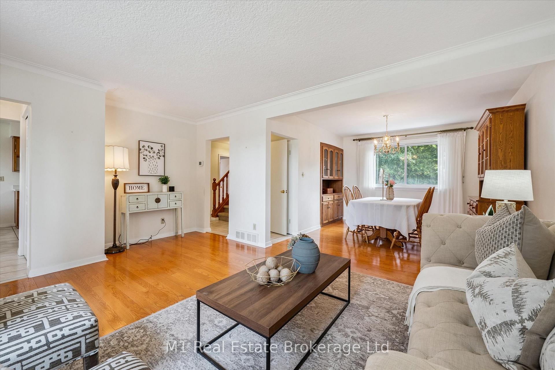 Photo 13 of 560 Paisley Road, Guelph, Junction/Onward Willow — HOMEH
