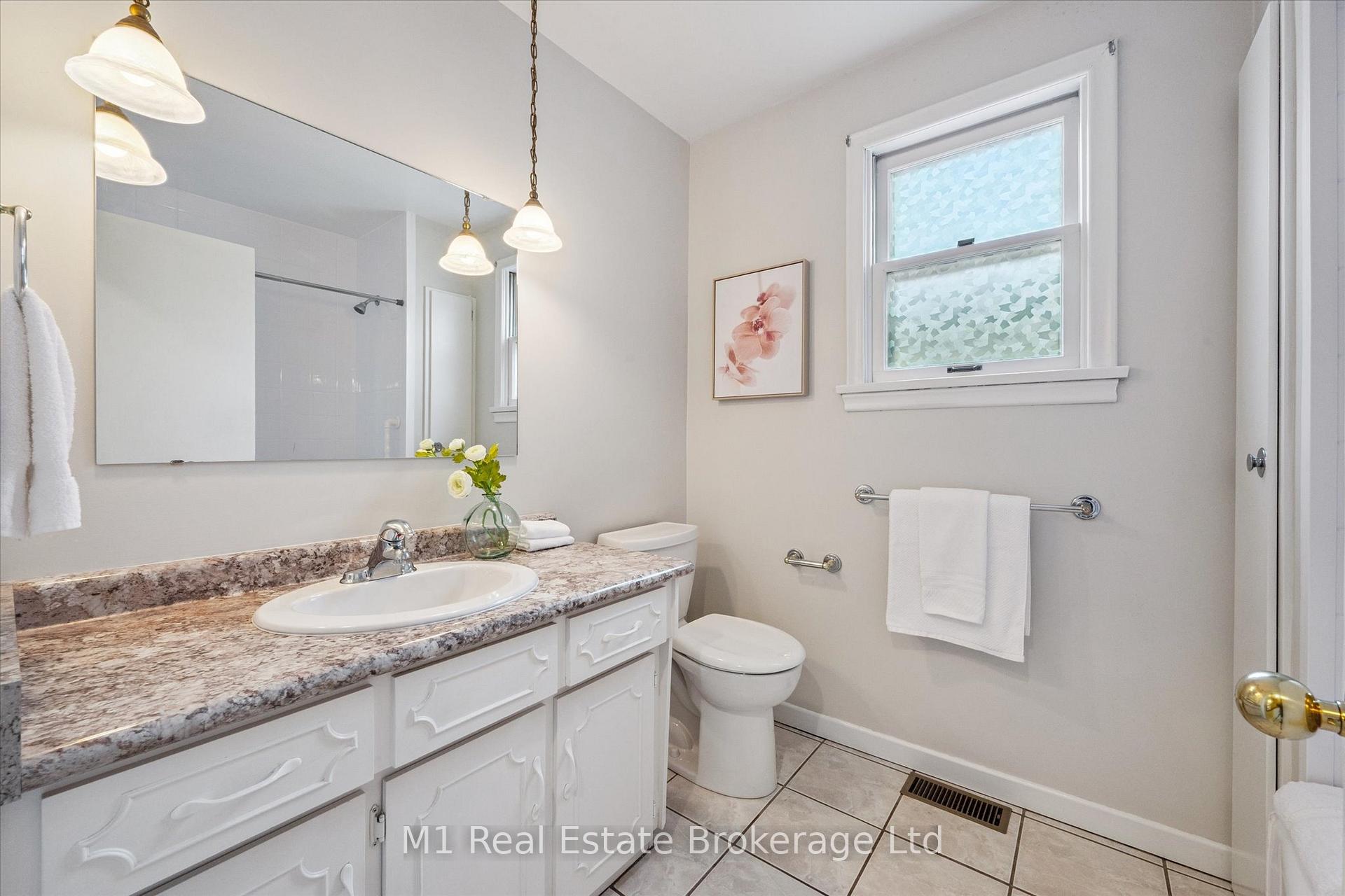 Photo 28 of 560 Paisley Road, Guelph, Junction/Onward Willow — HOMEH