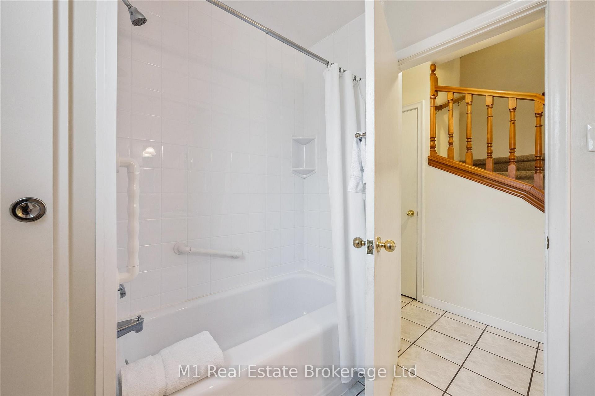 Photo 30 of 560 Paisley Road, Guelph, Junction/Onward Willow — HOMEH