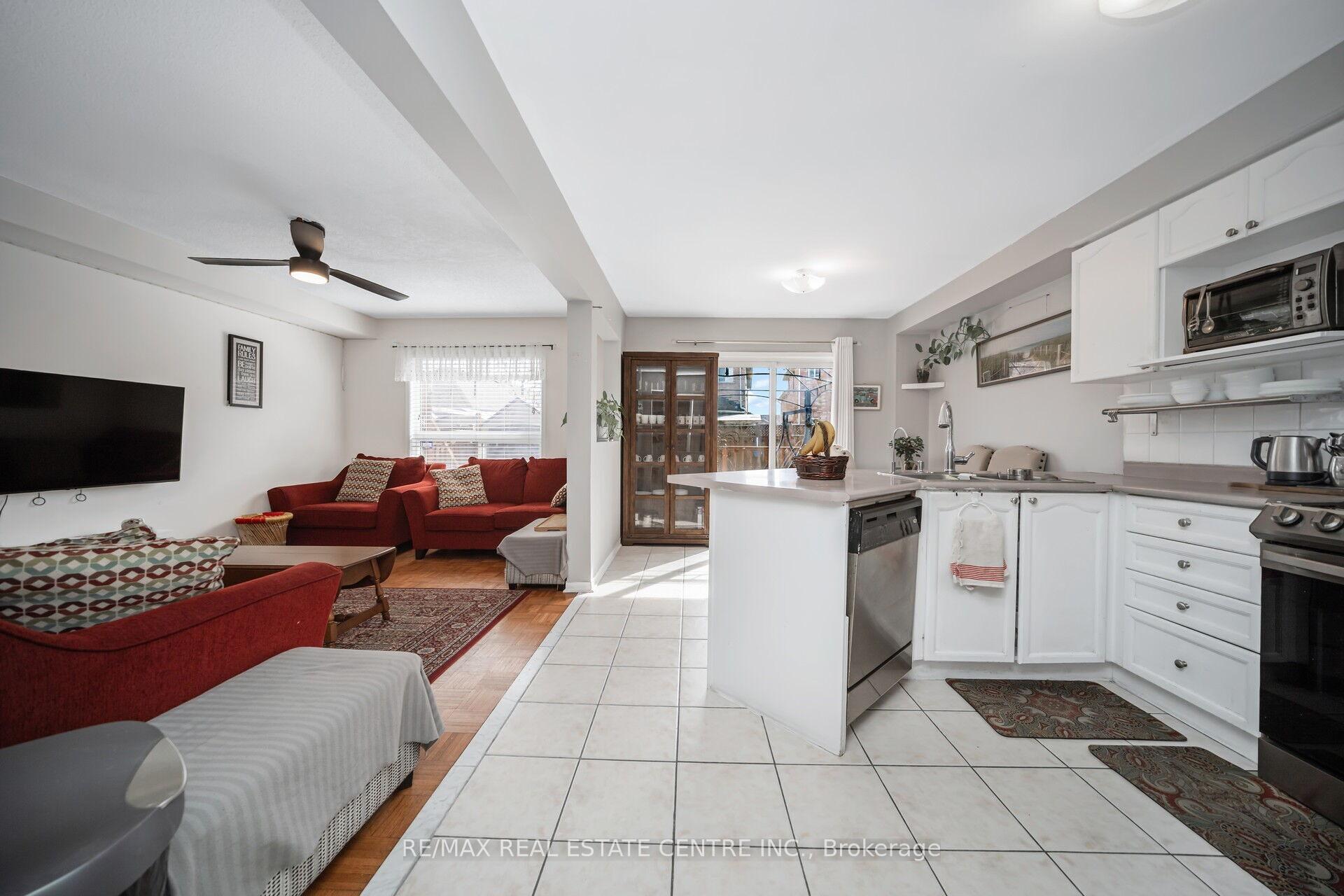 Photo 9 of 19 Blue Lake Avenue, Brampton, Fletcher's Meadow — HOMEH
