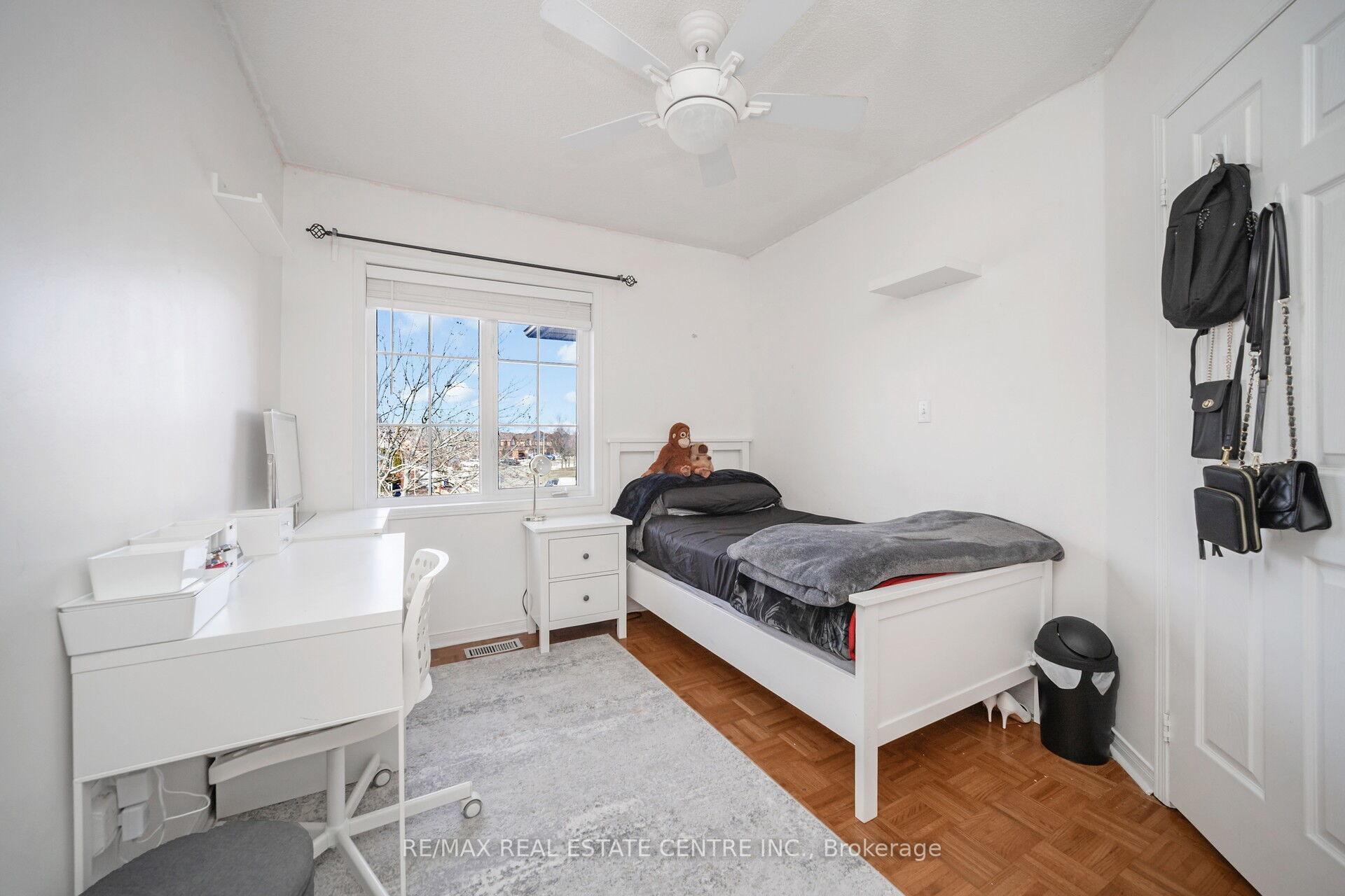 Photo 30 of 19 Blue Lake Avenue, Brampton, Fletcher's Meadow — HOMEH