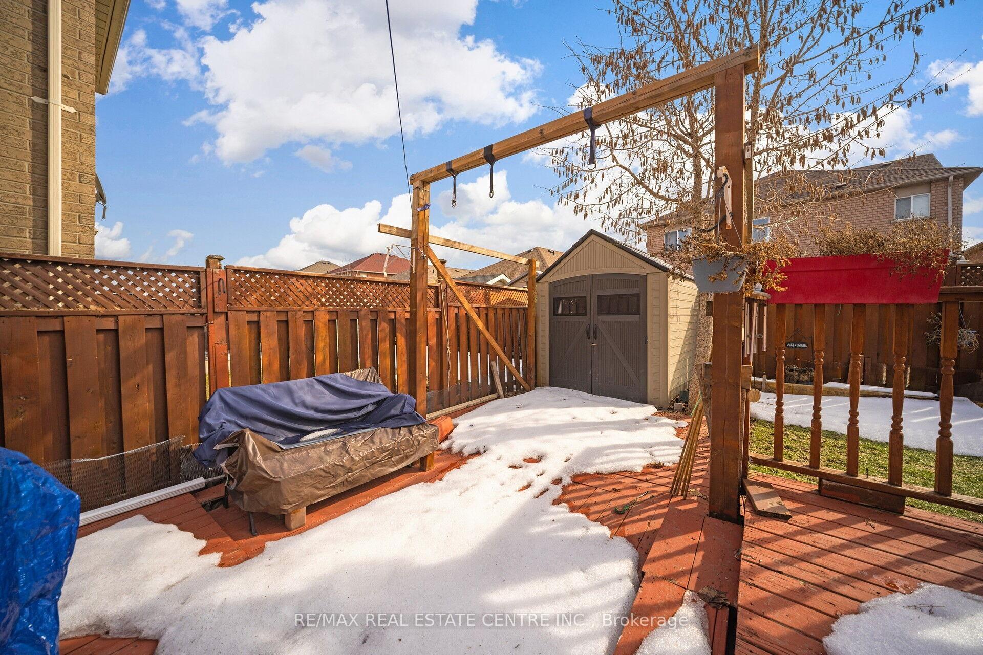 Photo 45 of 19 Blue Lake Avenue, Brampton, Fletcher's Meadow — HOMEH