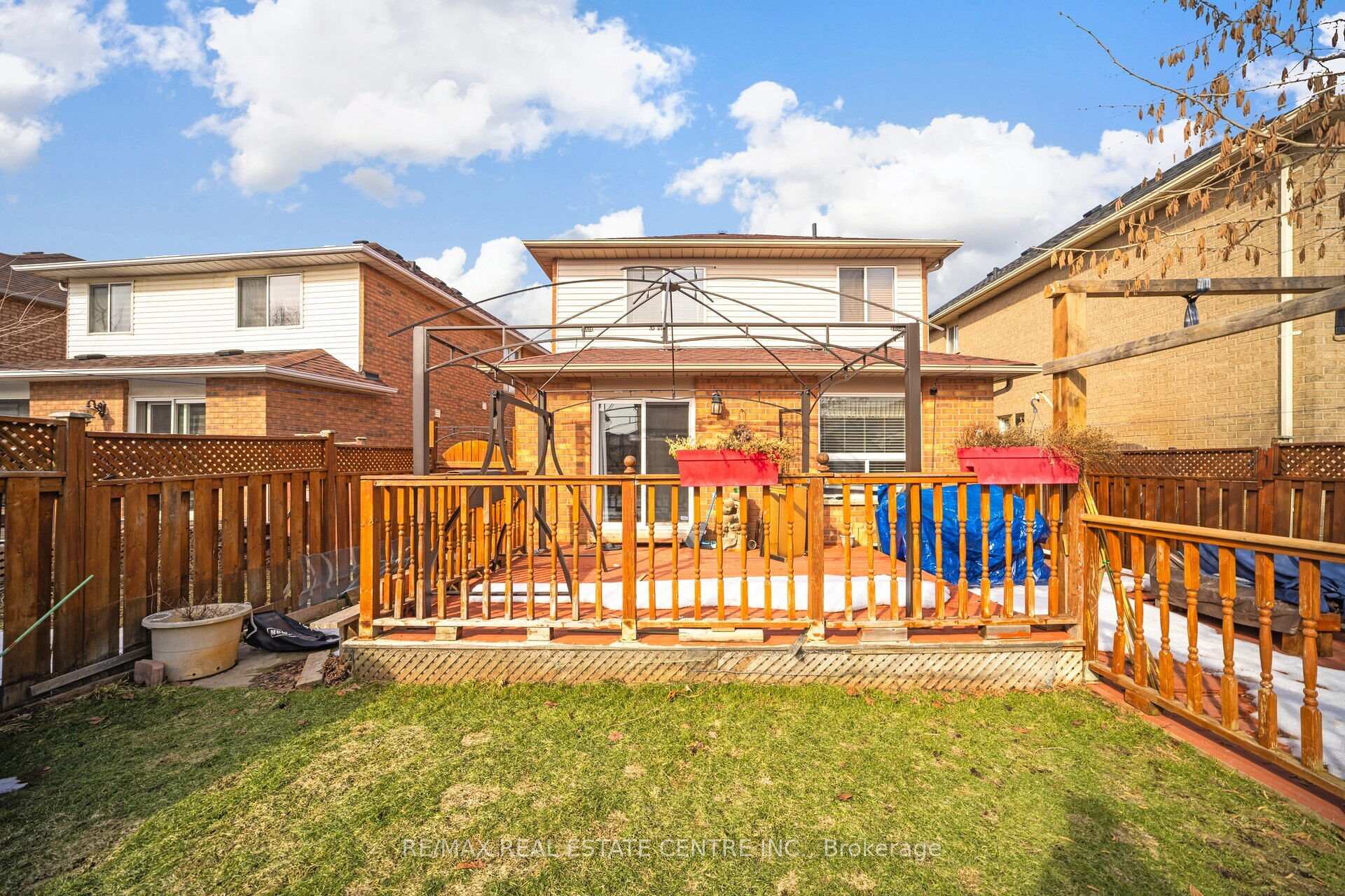 Photo 46 of 19 Blue Lake Avenue, Brampton, Fletcher's Meadow — HOMEH