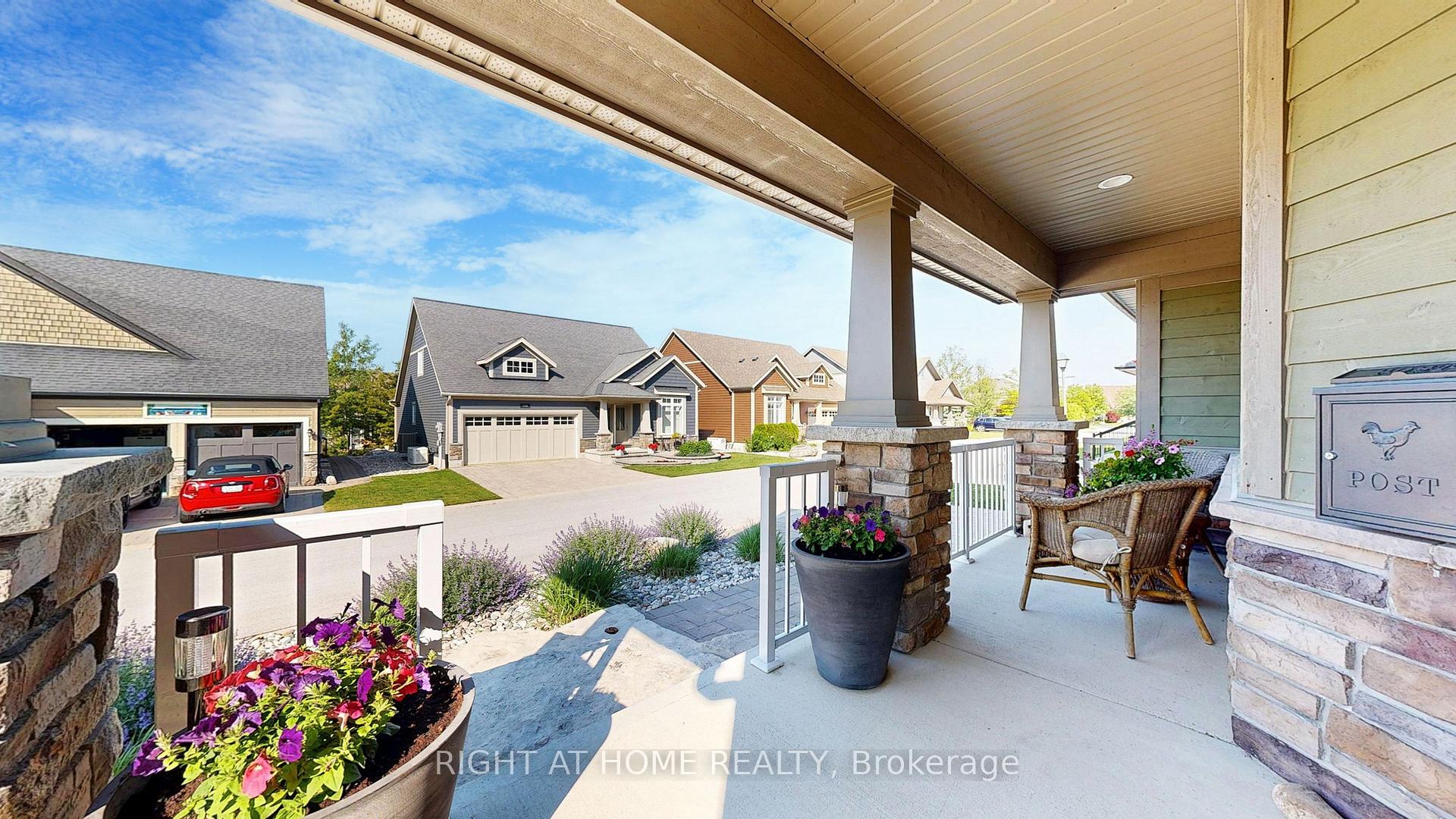 Photo 2 of 114 Anchors Way, Blue Mountains — HOMEH