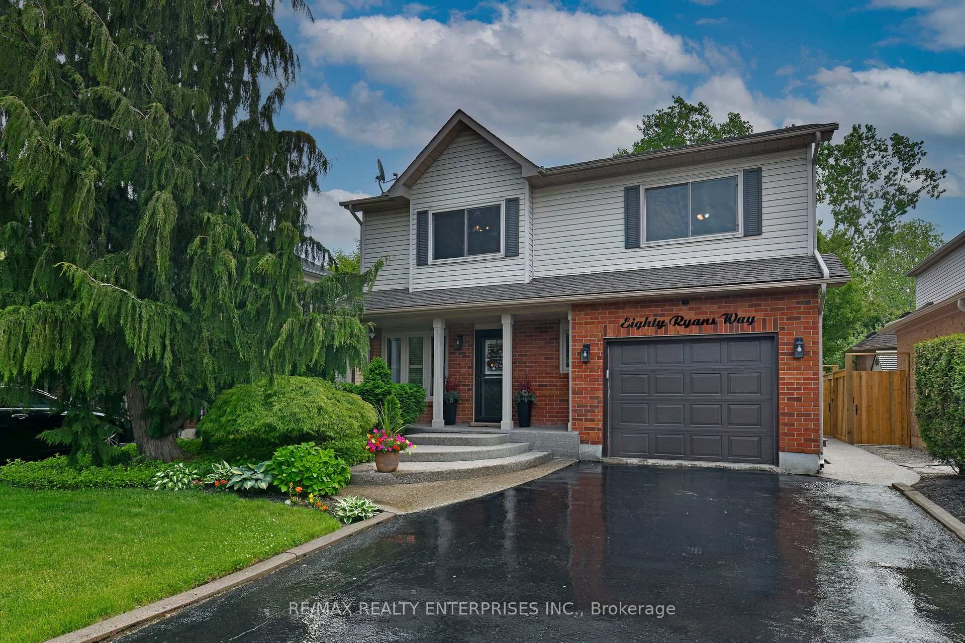 Photo 1 of 80 Ryans Way, Hamilton, Waterdown — HOMEH