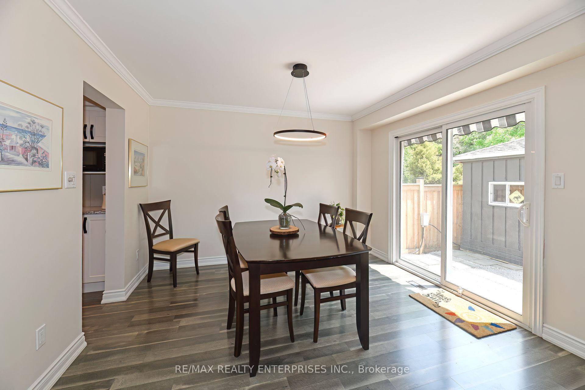 Photo 5 of 80 Ryans Way, Hamilton, Waterdown — HOMEH