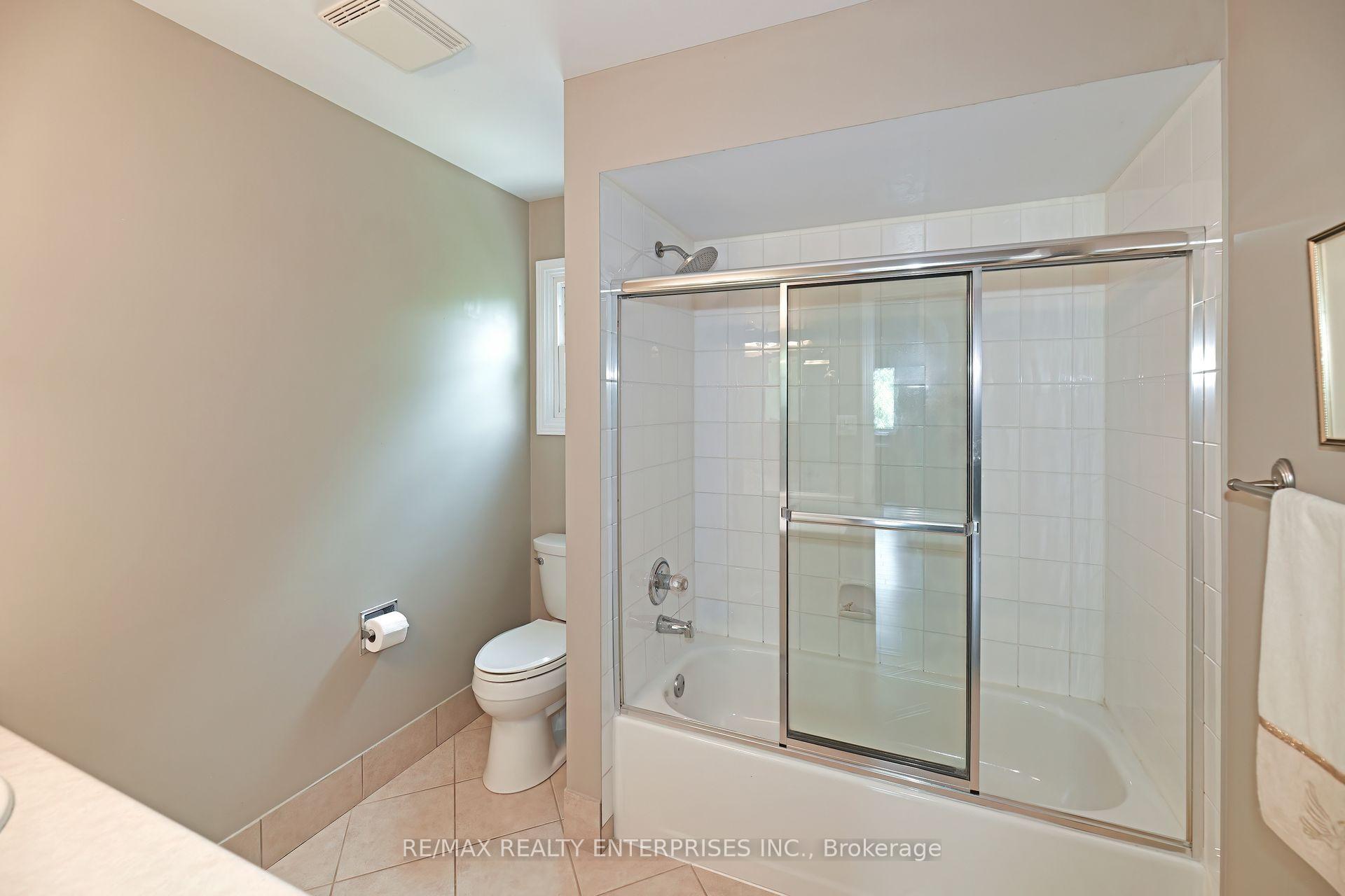Photo 19 of 80 Ryans Way, Hamilton, Waterdown — HOMEH