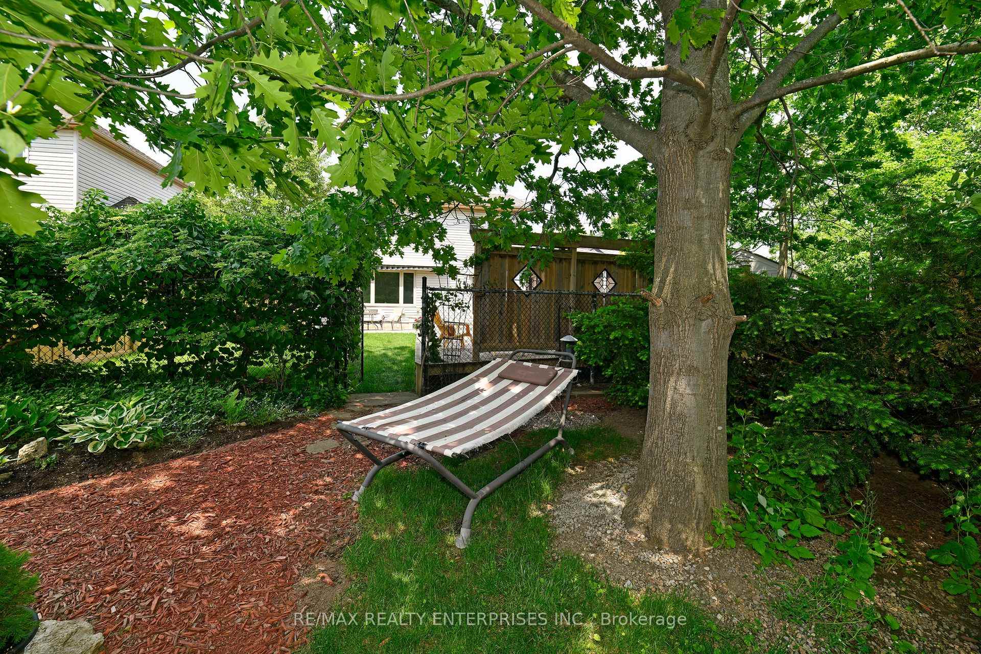 Photo 26 of 80 Ryans Way, Hamilton, Waterdown — HOMEH