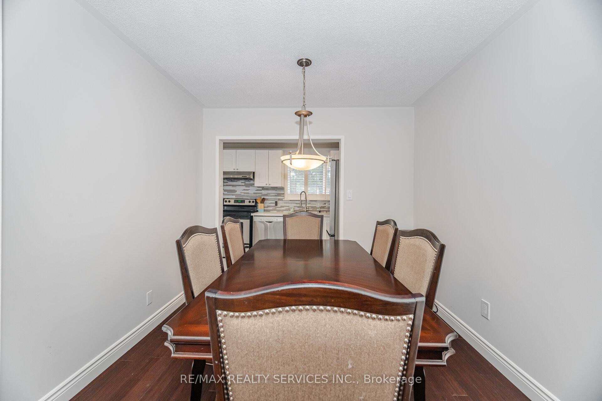 Photo 13 of 119 Greenmount Road, Brampton, Northgate — HOMEH