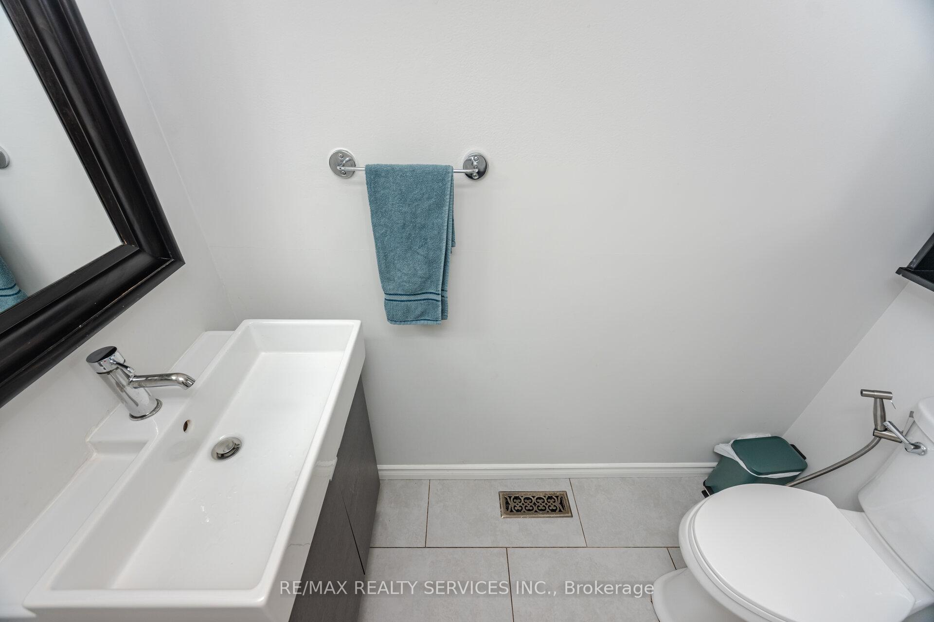 Photo 19 of 119 Greenmount Road, Brampton, Northgate — HOMEH