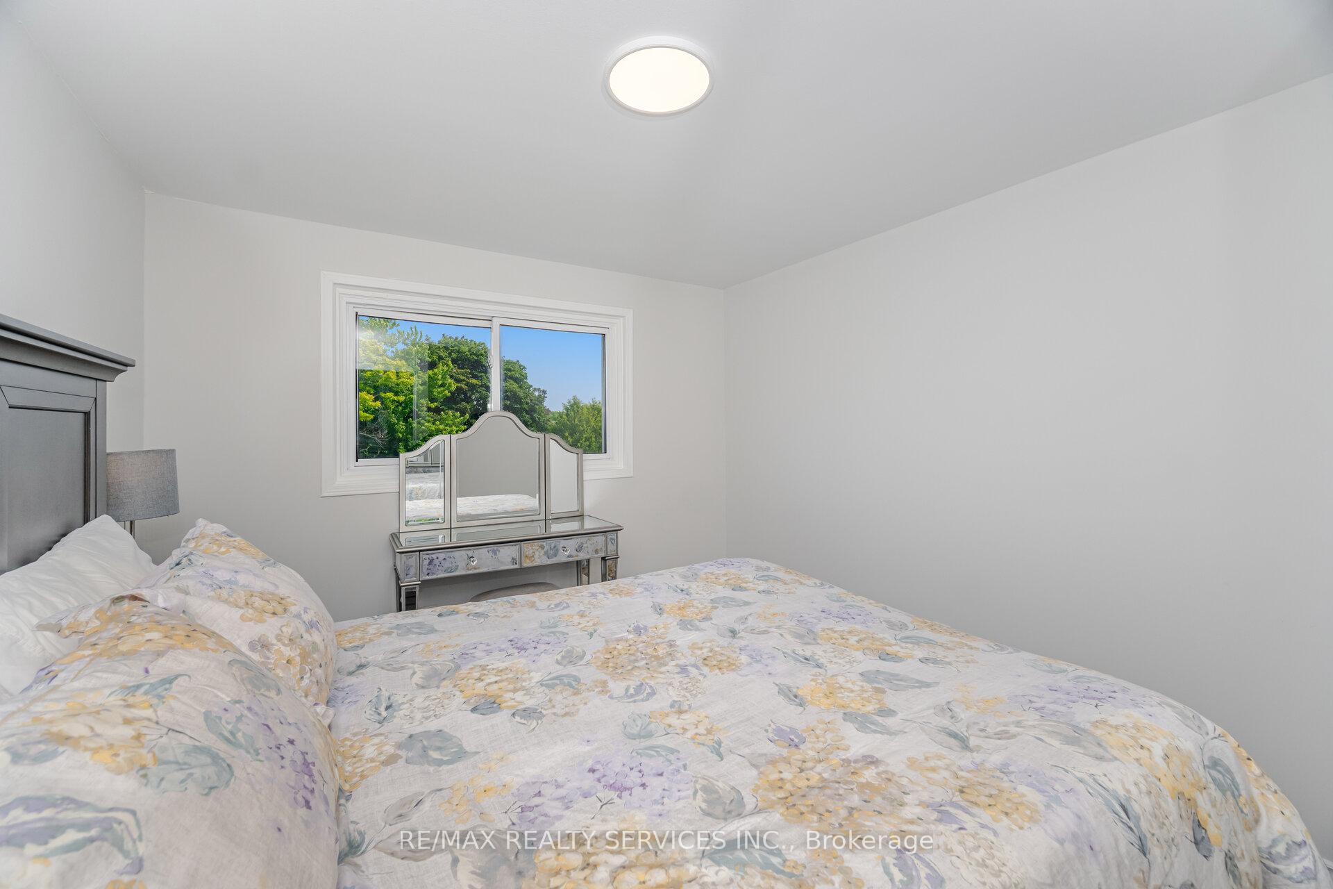 Photo 26 of 119 Greenmount Road, Brampton, Northgate — HOMEH