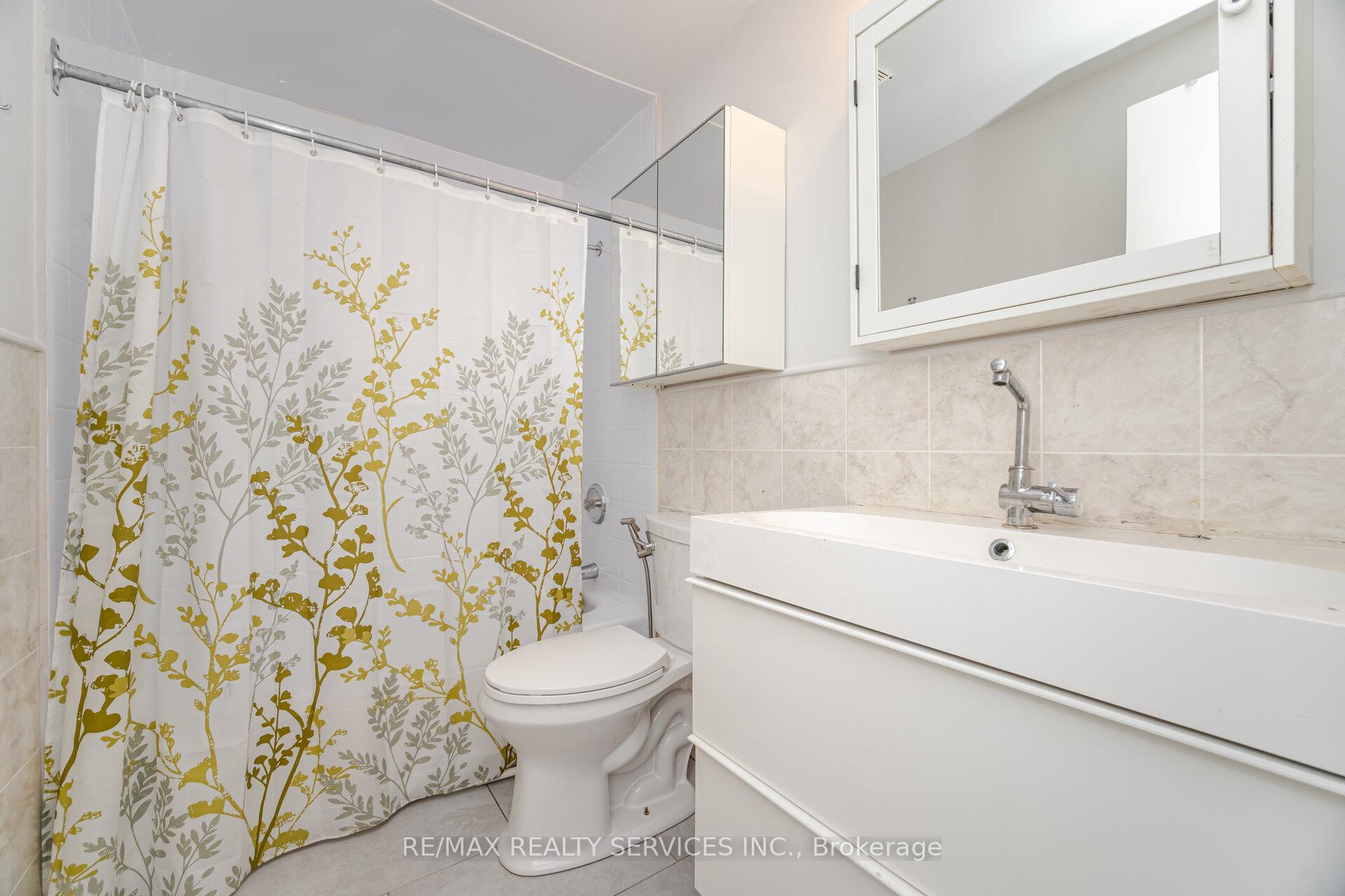 Photo 31 of 119 Greenmount Road, Brampton, Northgate — HOMEH