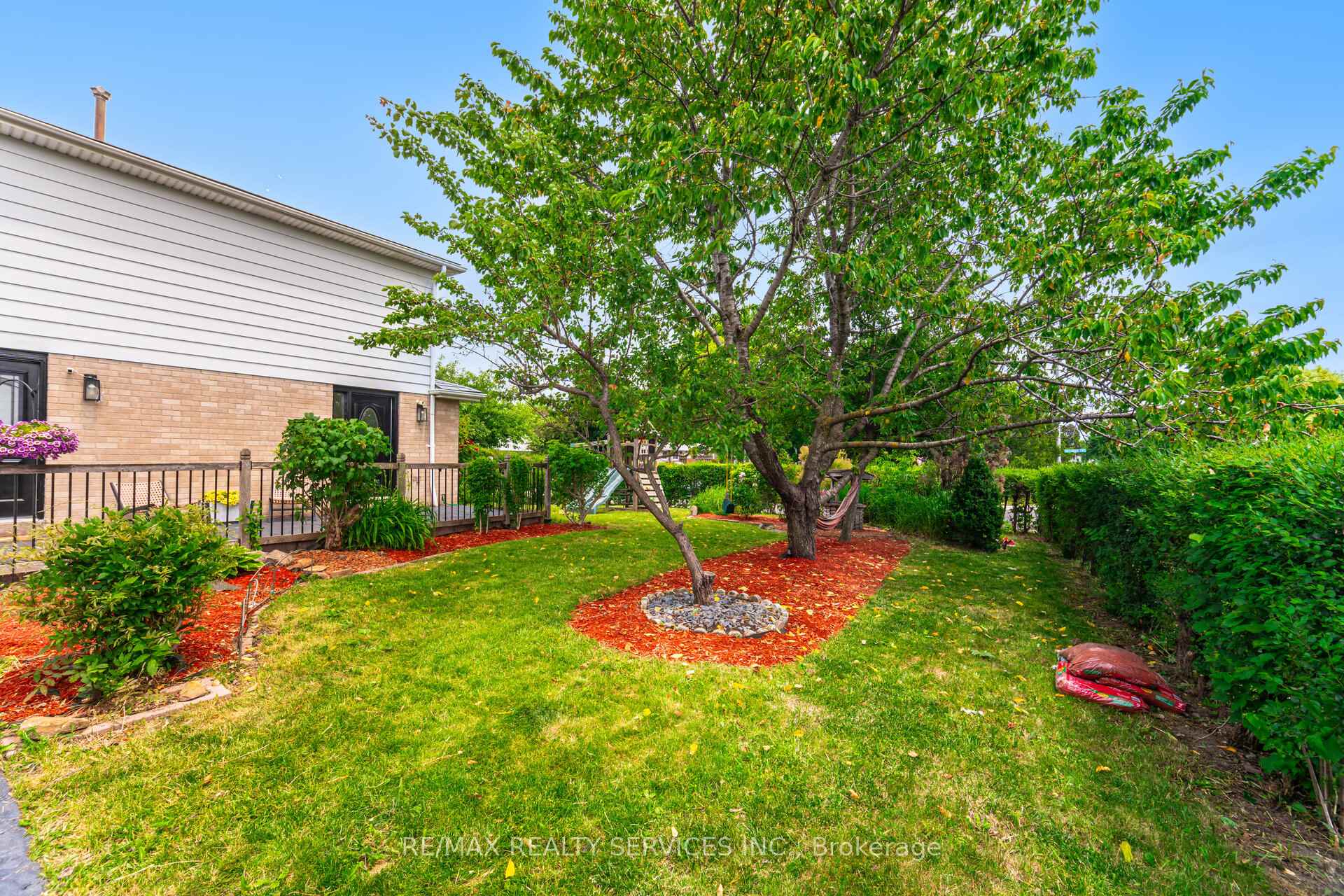 Photo 40 of 119 Greenmount Road, Brampton, Northgate — HOMEH