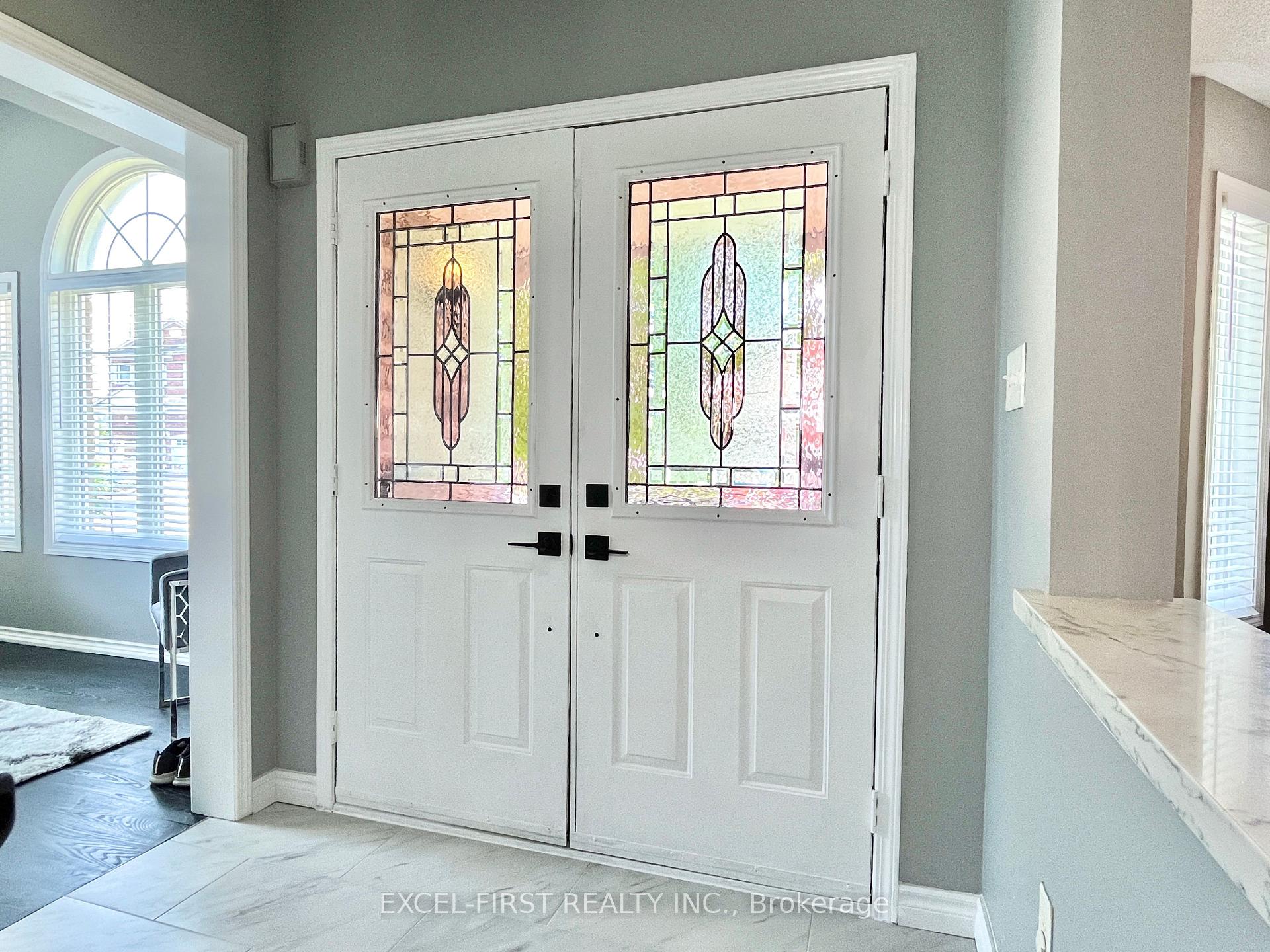 Photo 2 of 51 Longueuil Place, Whitby, Pringle Creek — HOMEH