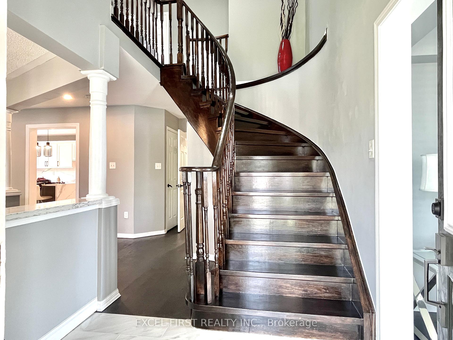 Photo 7 of 51 Longueuil Place, Whitby, Pringle Creek — HOMEH