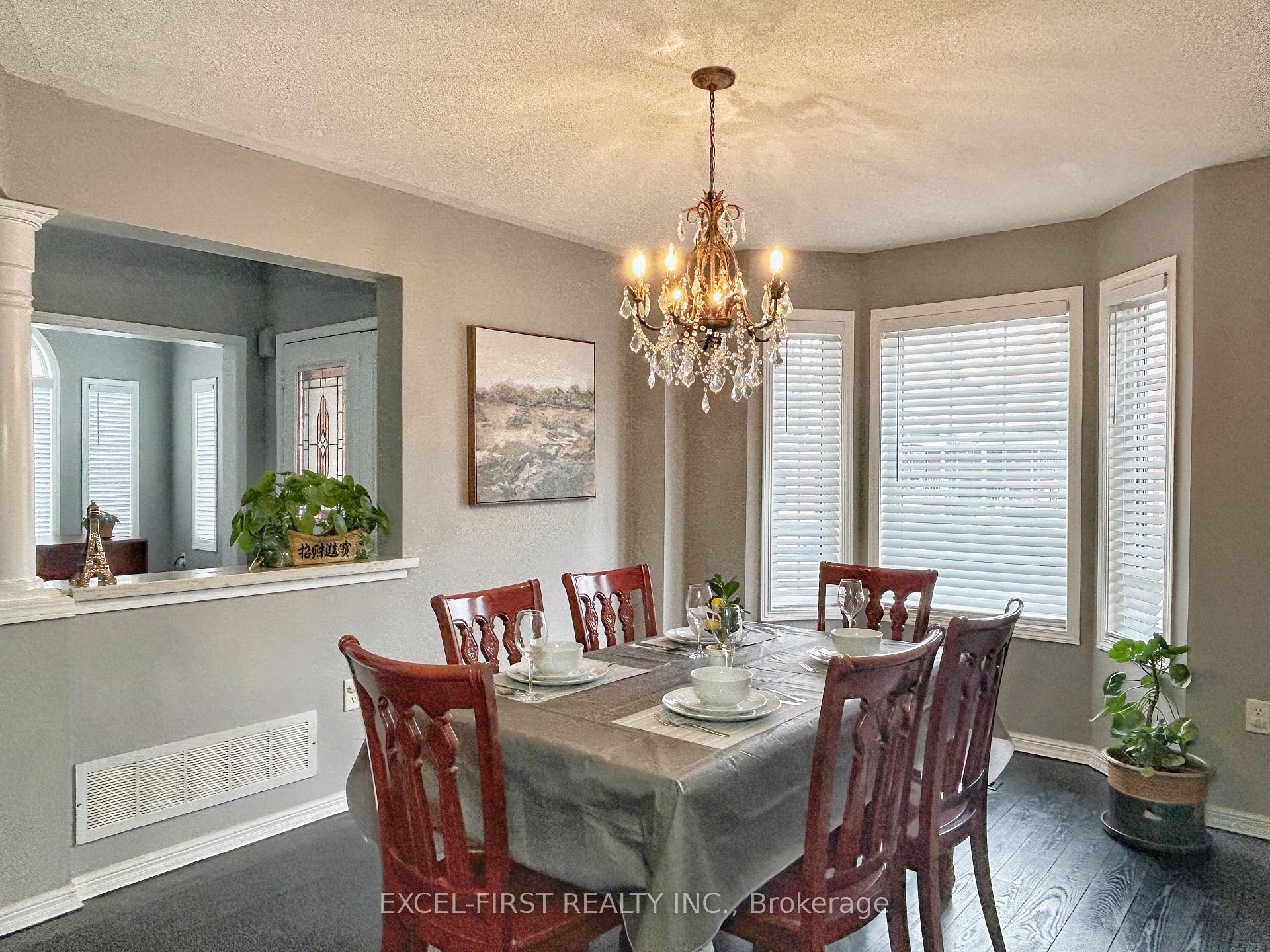 Photo 13 of 51 Longueuil Place, Whitby, Pringle Creek — HOMEH