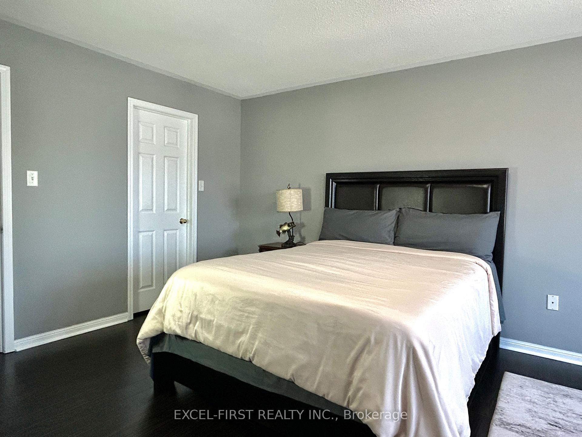 Photo 23 of 51 Longueuil Place, Whitby, Pringle Creek — HOMEH
