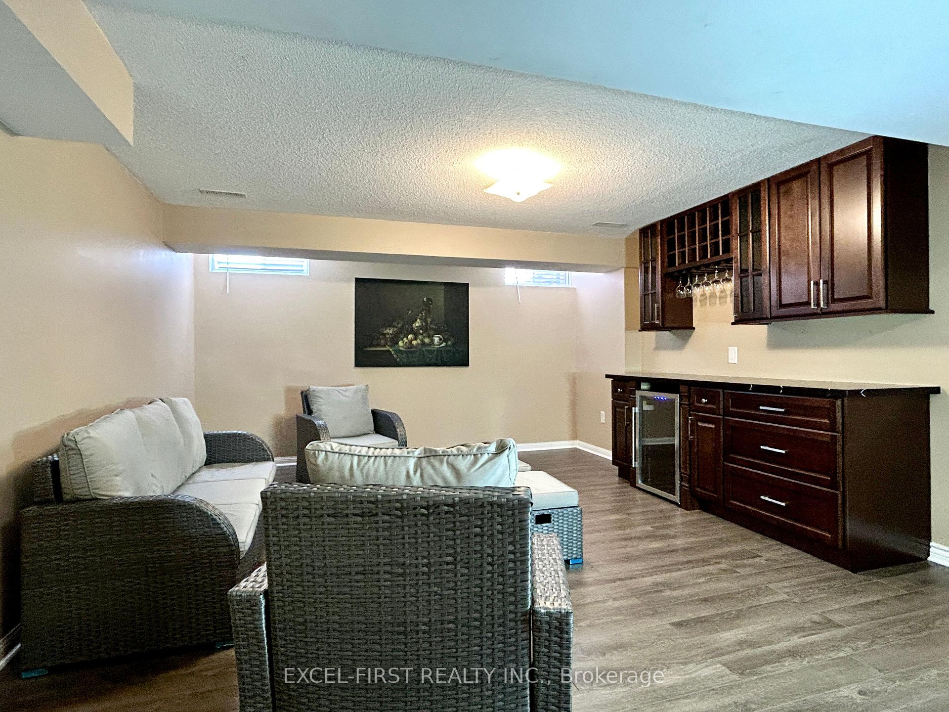 Photo 32 of 51 Longueuil Place, Whitby, Pringle Creek — HOMEH
