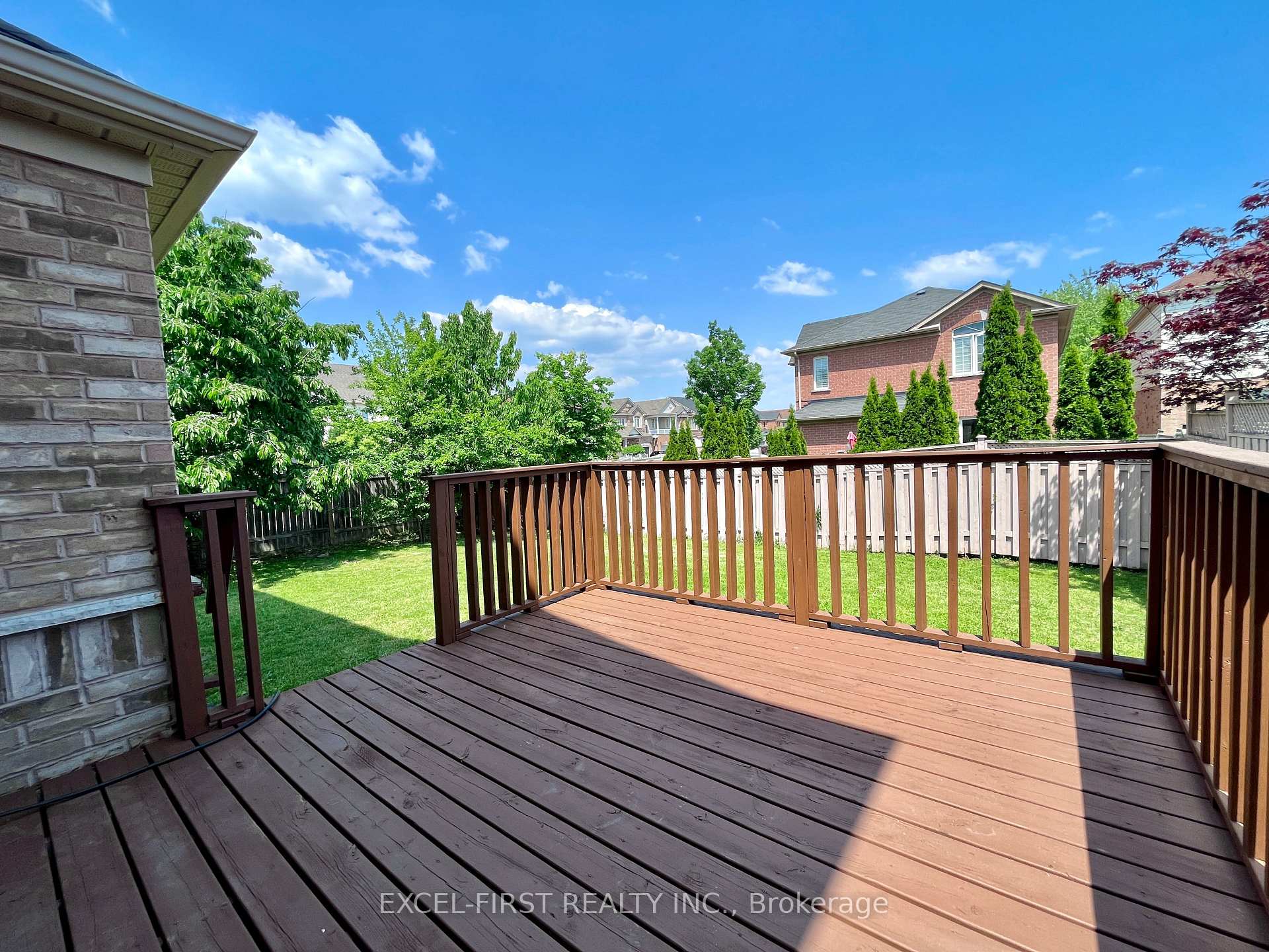Photo 35 of 51 Longueuil Place, Whitby, Pringle Creek — HOMEH