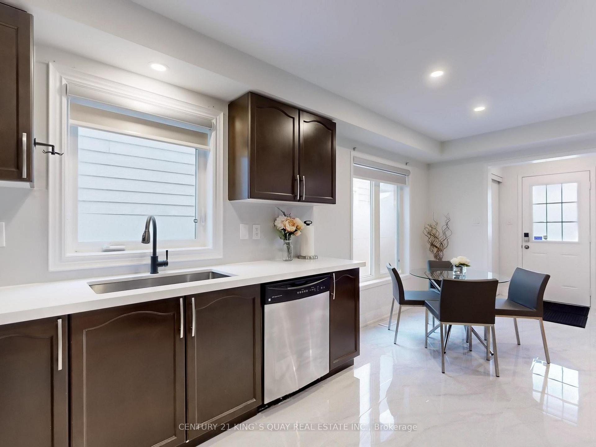 Photo 12 of 23 Stockport Road, Markham, Cornell — HOMEH