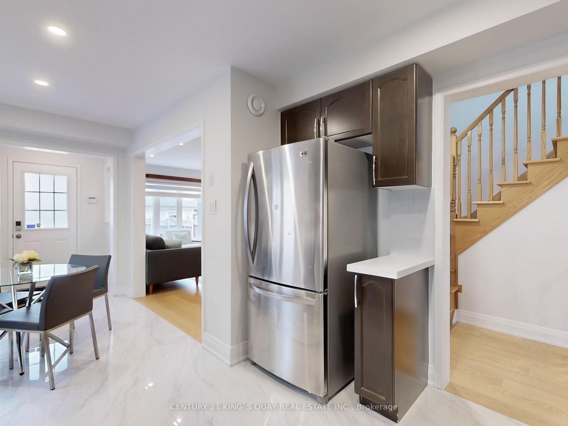 Photo 13 of 23 Stockport Road, Markham, Cornell — HOMEH