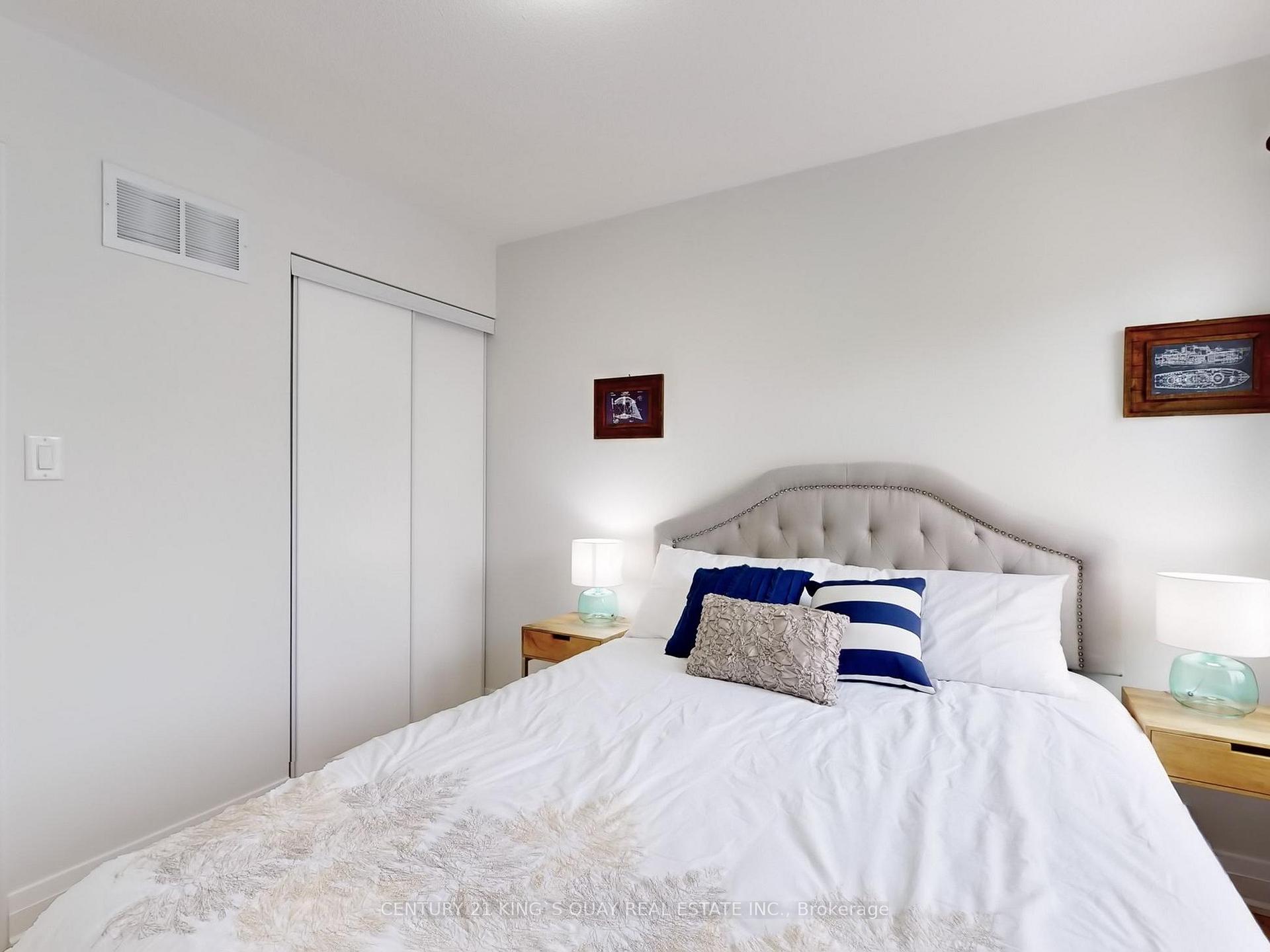 Photo 32 of 23 Stockport Road, Markham, Cornell — HOMEH