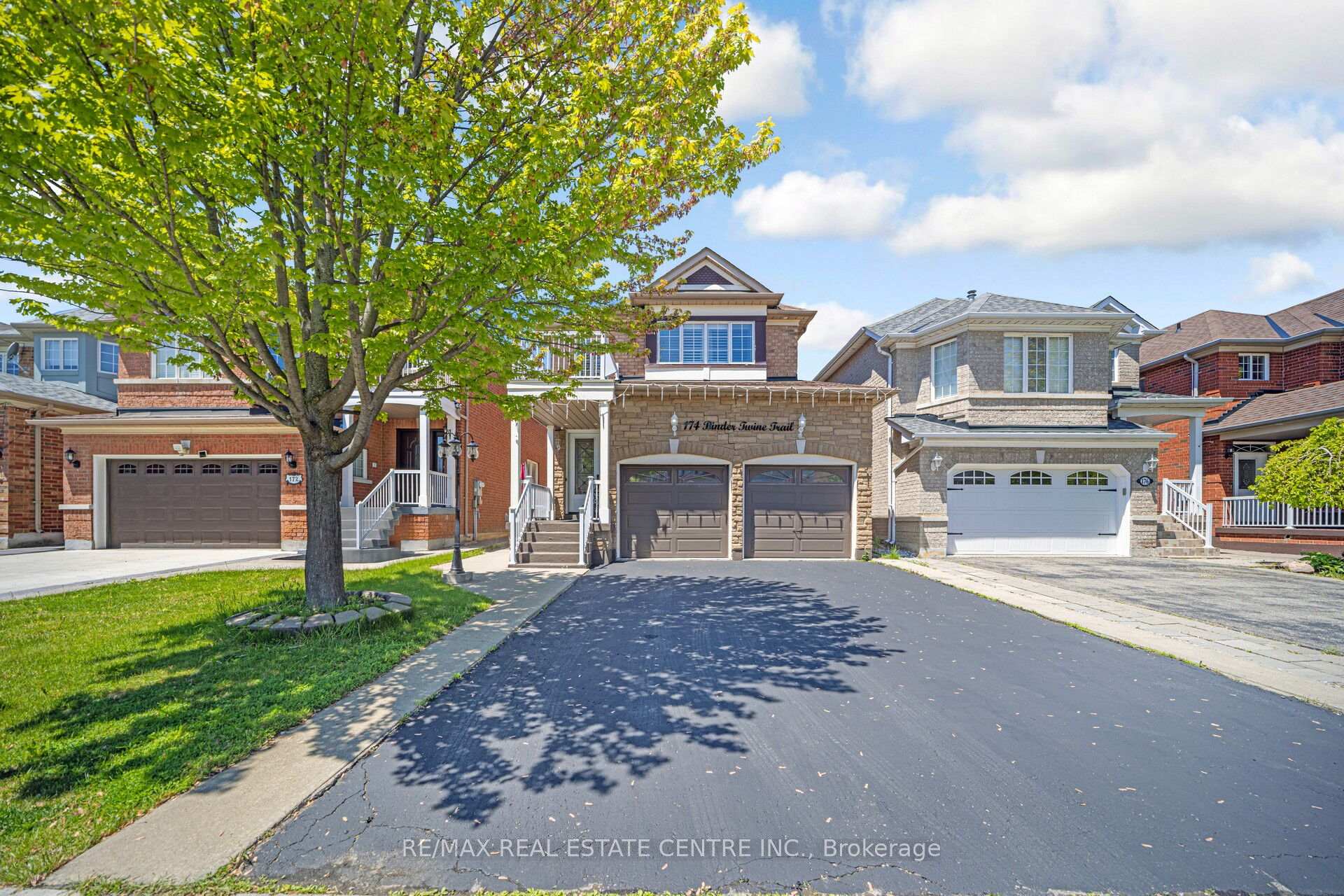Photo 1 of 174 Binder Twine Trail, Brampton, Fletcher's Creek Village — HOMEH