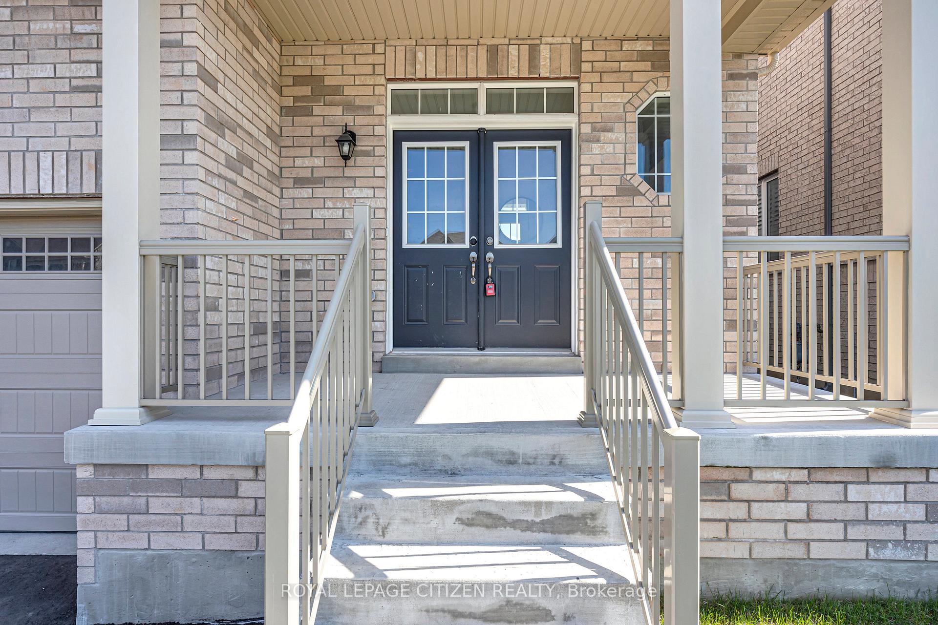 Photo 6 of 11 Northglen Boulevard, Clarington, Bowmanville — HOMEH