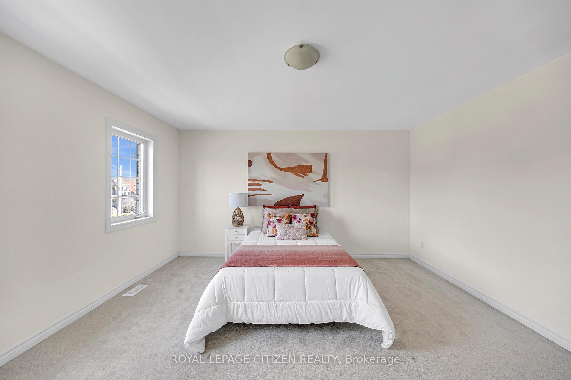 Photo 26 of 11 Northglen Boulevard, Clarington, Bowmanville — HOMEH