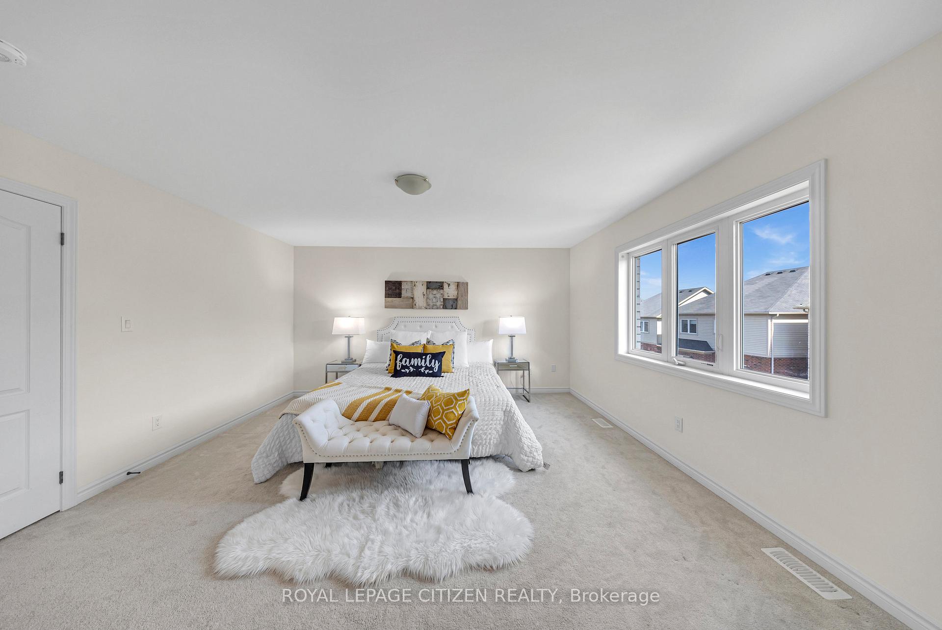 Photo 33 of 11 Northglen Boulevard, Clarington, Bowmanville — HOMEH