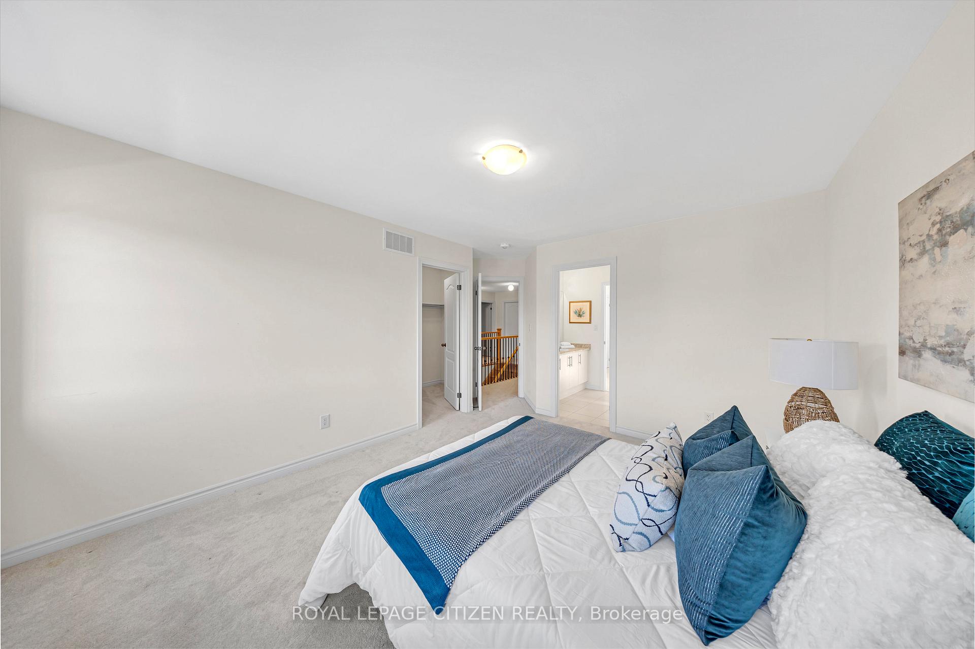 Photo 41 of 11 Northglen Boulevard, Clarington, Bowmanville — HOMEH