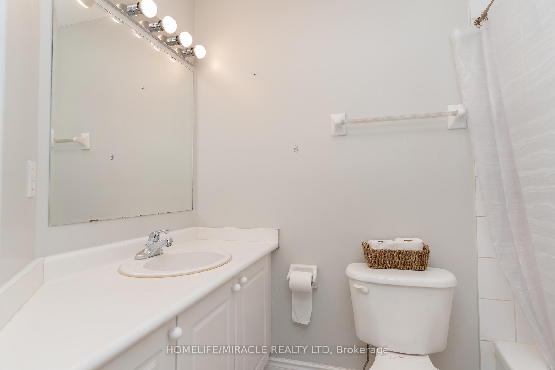 Photo 22 of 21 Secord Crescent, Brampton, Fletcher's Meadow — HOMEH