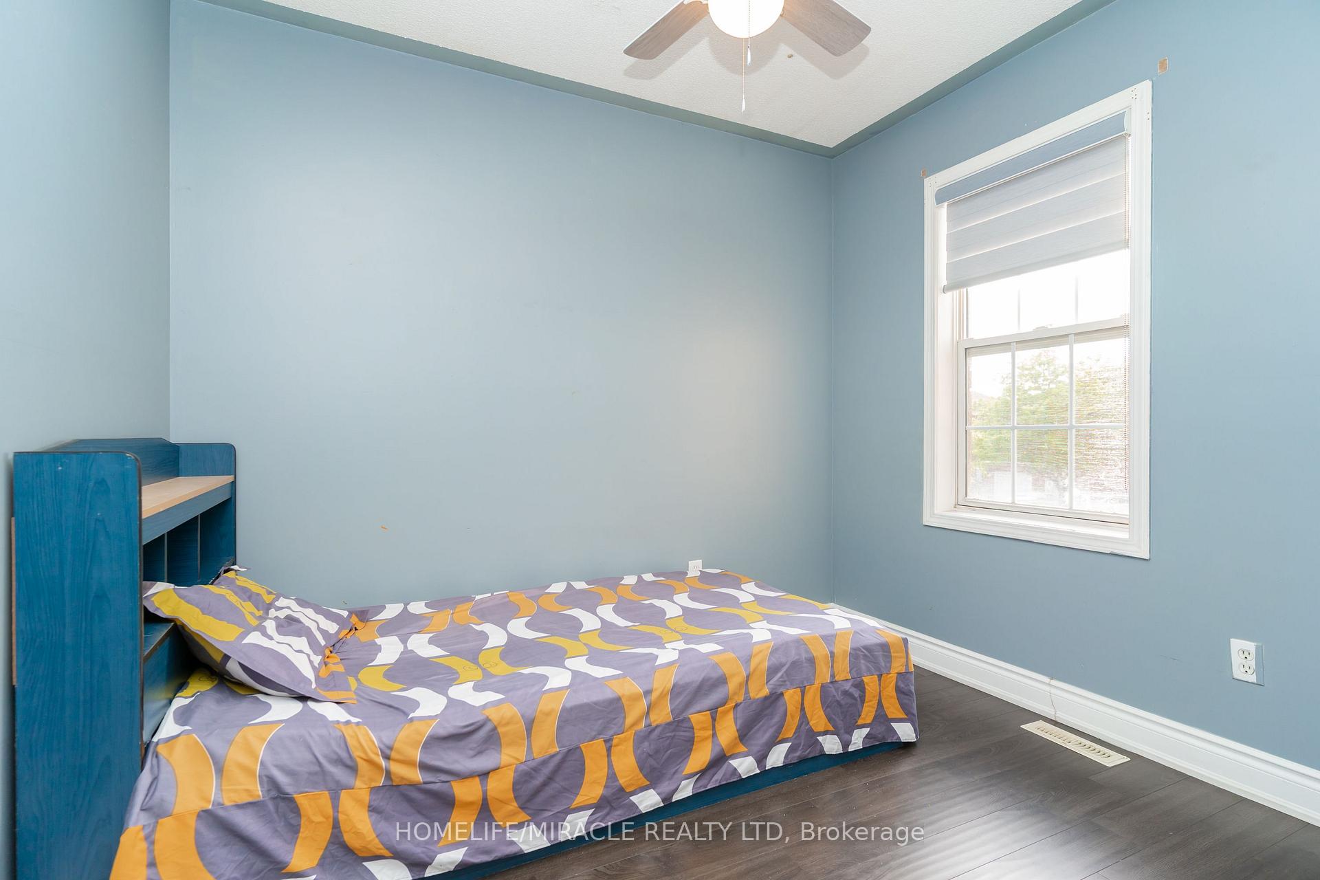 Photo 28 of 21 Secord Crescent, Brampton, Fletcher's Meadow — HOMEH