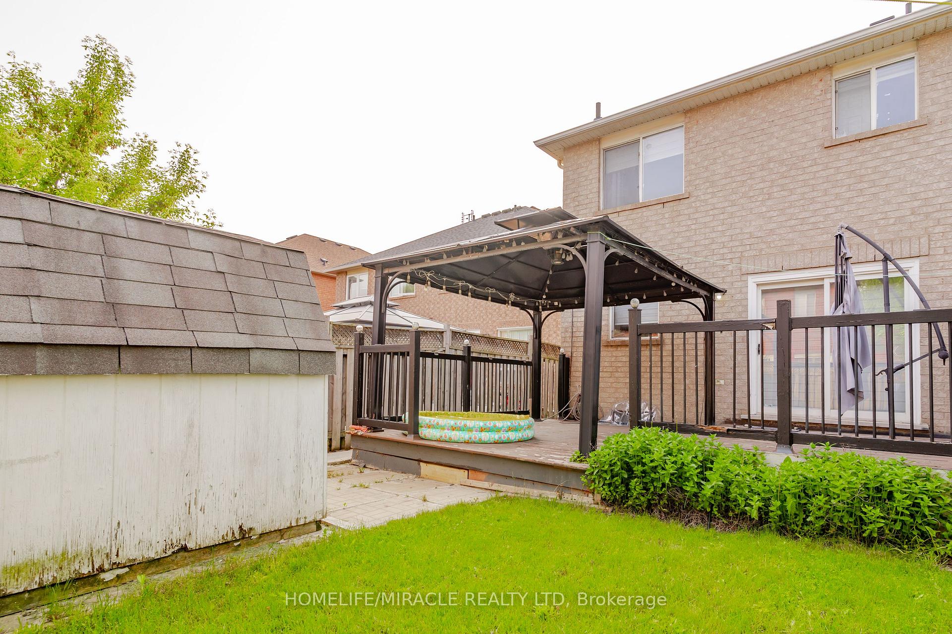 Photo 32 of 21 Secord Crescent, Brampton, Fletcher's Meadow — HOMEH