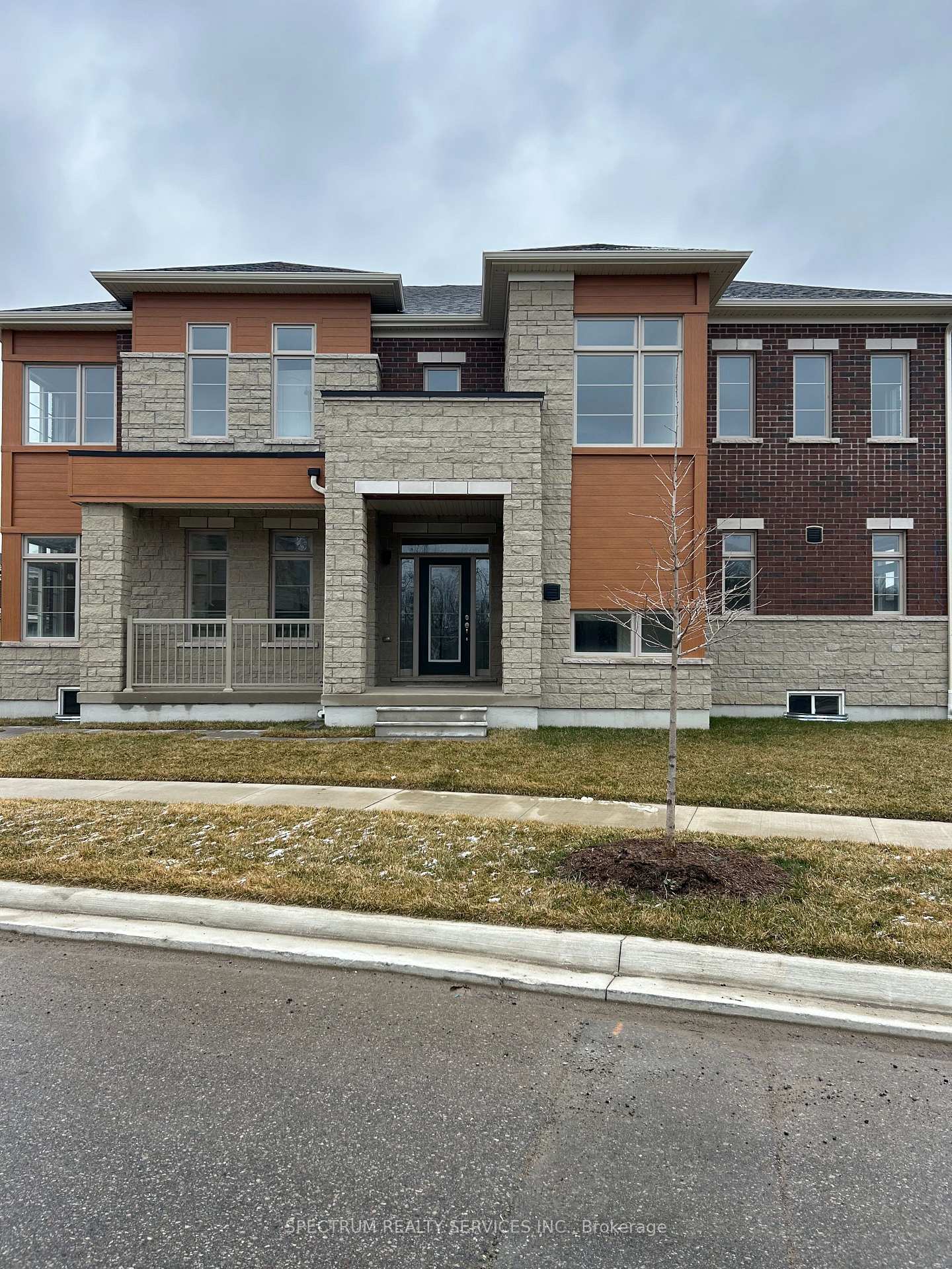 Photo 1 of 158 Attwater Drive, Cambridge — HOMEH
