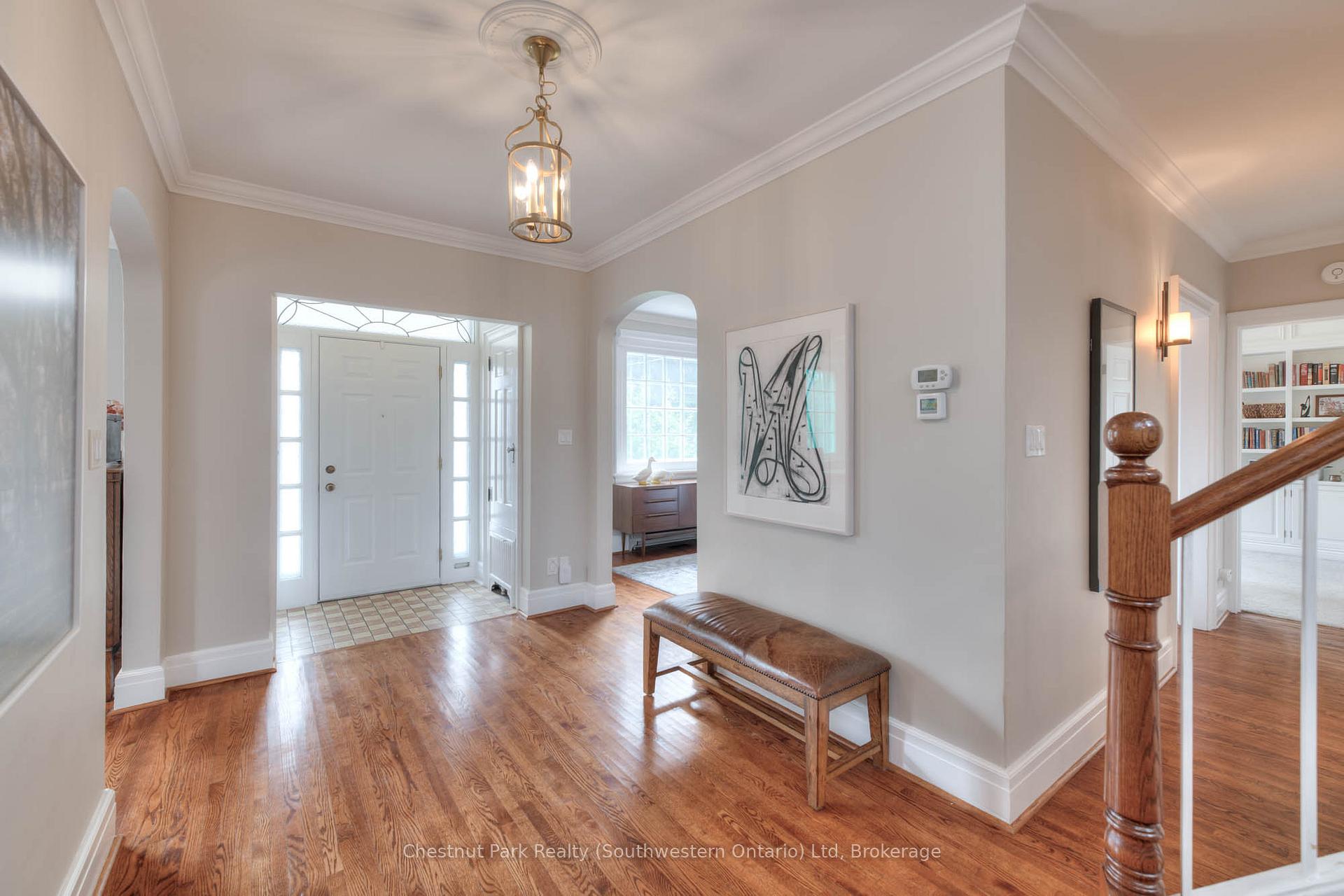 Photo 11 of 26 Lemon Street, Guelph, St. George's — HOMEH
