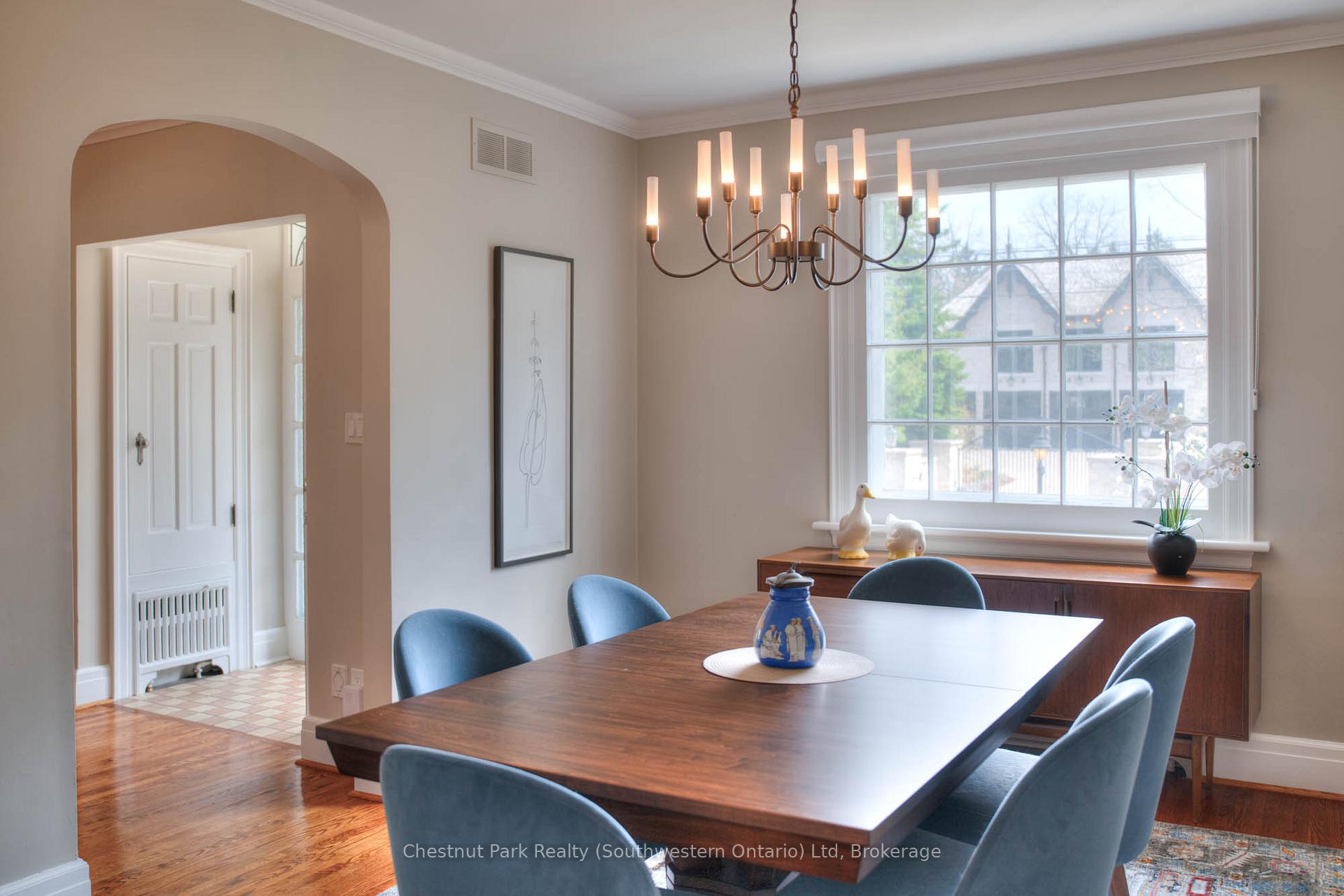 Photo 20 of 26 Lemon Street, Guelph, St. George's — HOMEH
