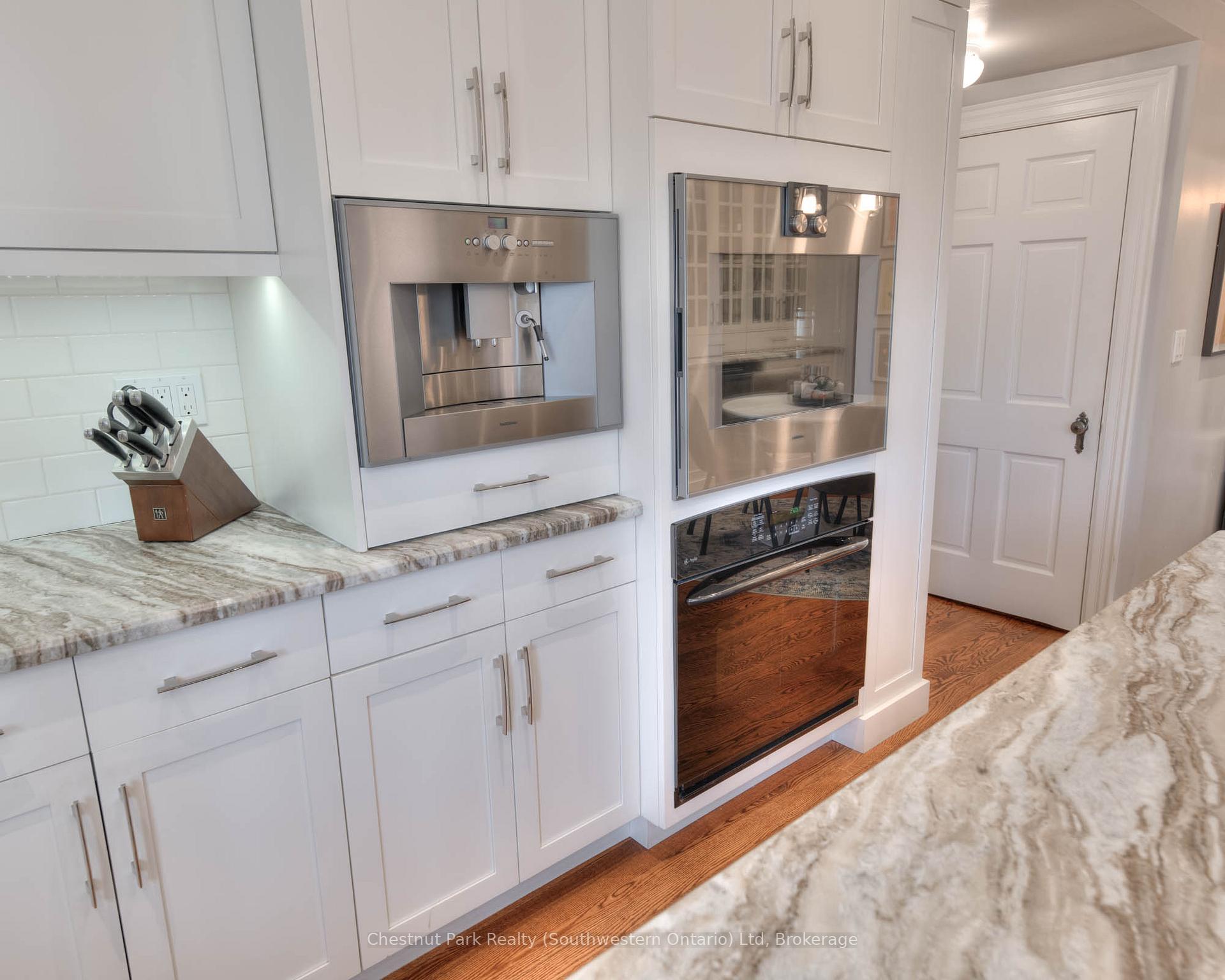Photo 34 of 26 Lemon Street, Guelph, St. George's — HOMEH