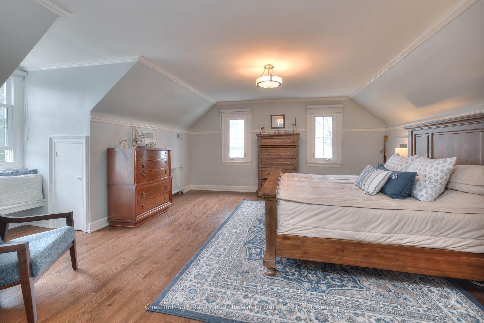 Photo 36 of 26 Lemon Street, Guelph, St. George's — HOMEH