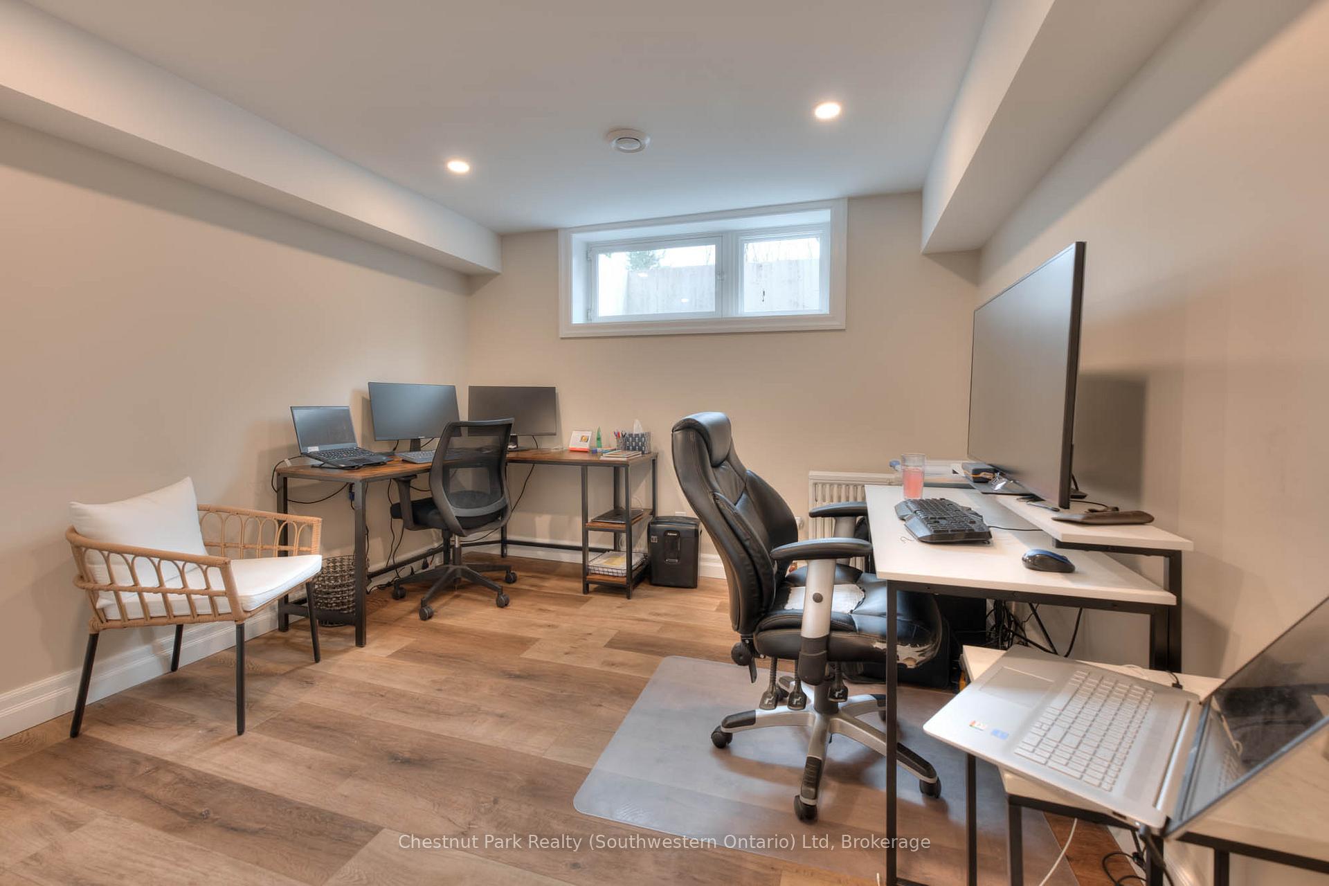 Photo 47 of 26 Lemon Street, Guelph, St. George's — HOMEH