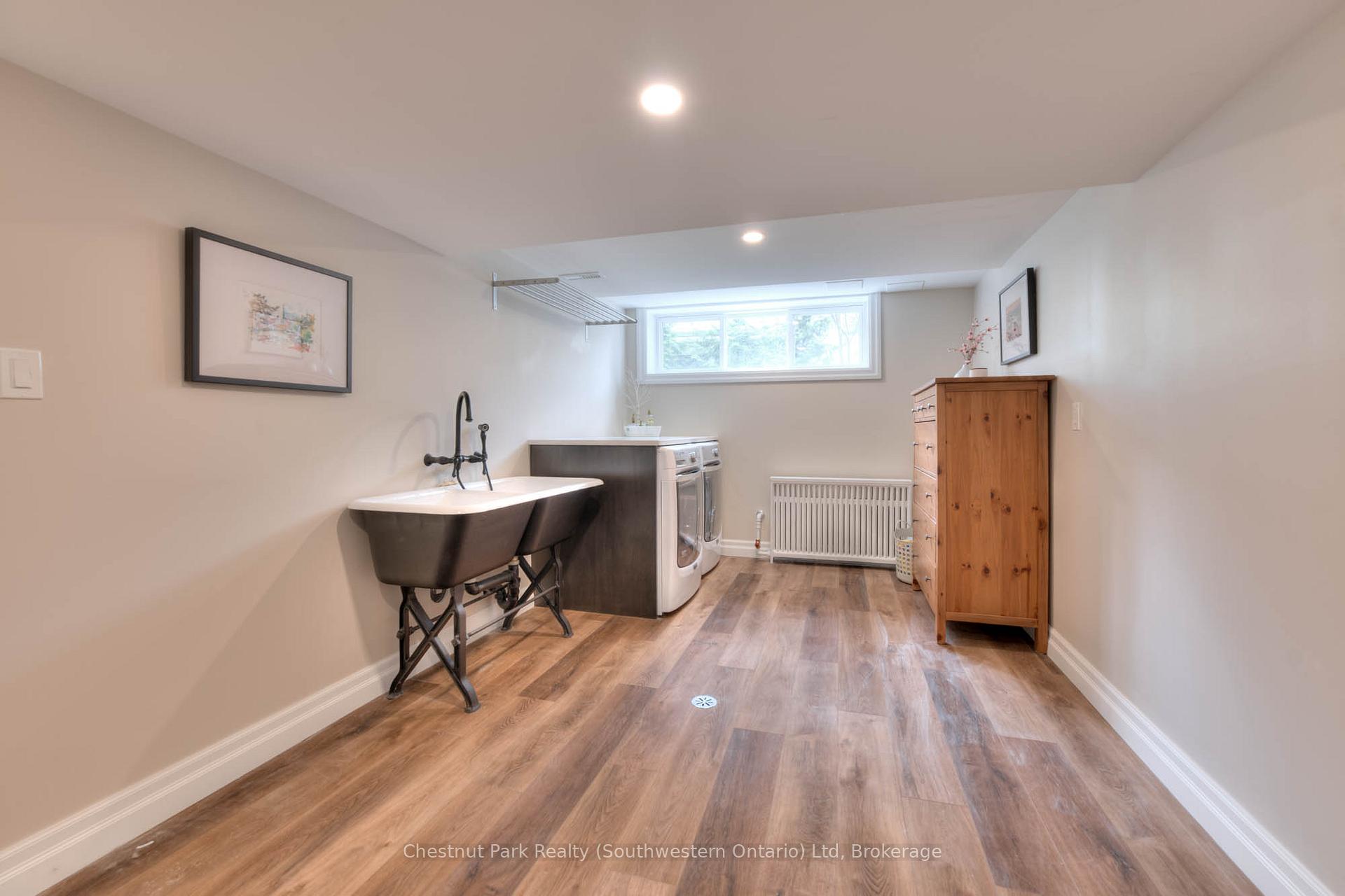 Photo 48 of 26 Lemon Street, Guelph, St. George's — HOMEH