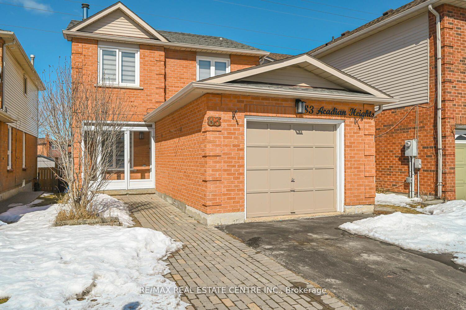 Photo 3 of 83 Acadian Heights, Brampton, Fletcher's Creek South — HOMEH