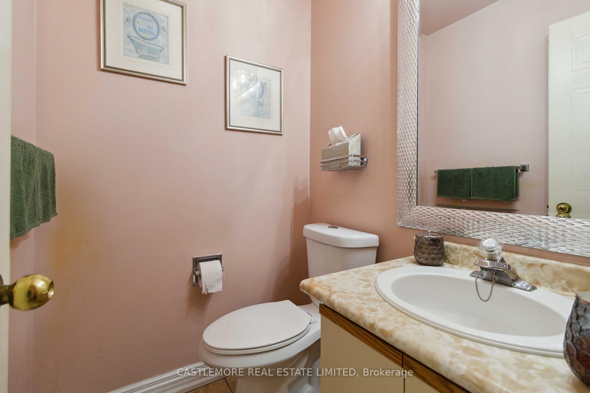 Photo 10 of 43 Vivians Crescent, Brampton, Fletcher's West — HOMEH