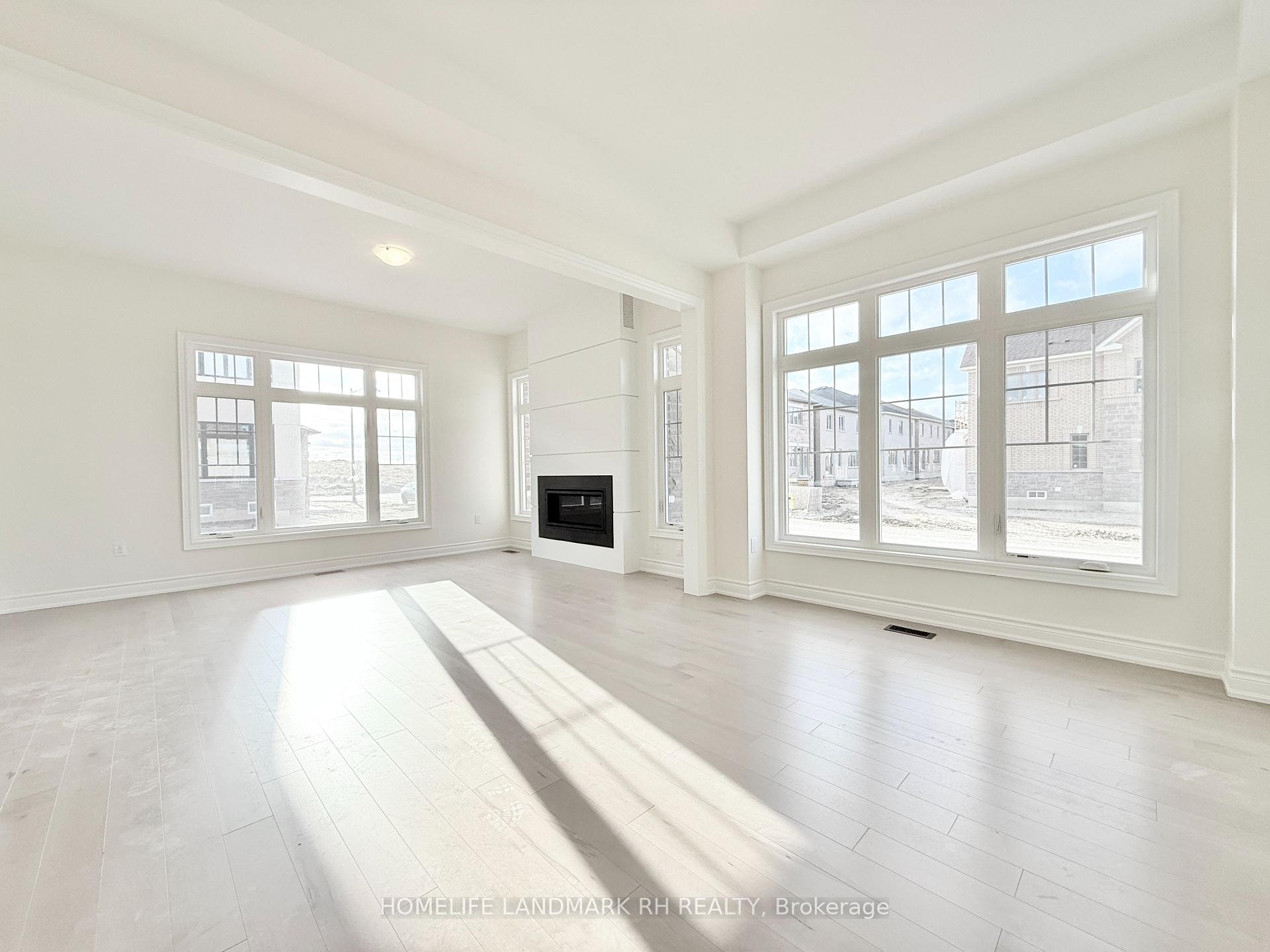Photo 4 of 3 Emma Pearson Drive, Markham, Rural Markham — HOMEH