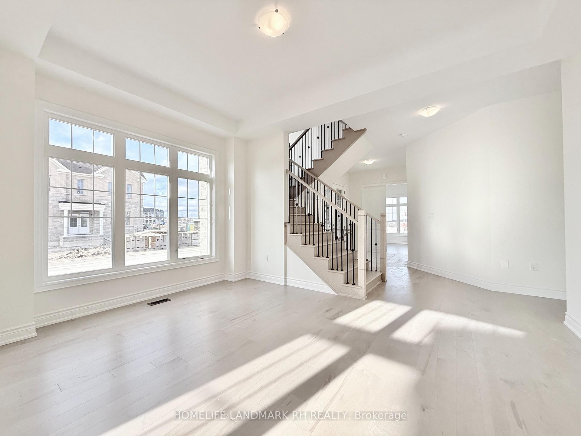 Photo 5 of 3 Emma Pearson Drive, Markham, Rural Markham — HOMEH