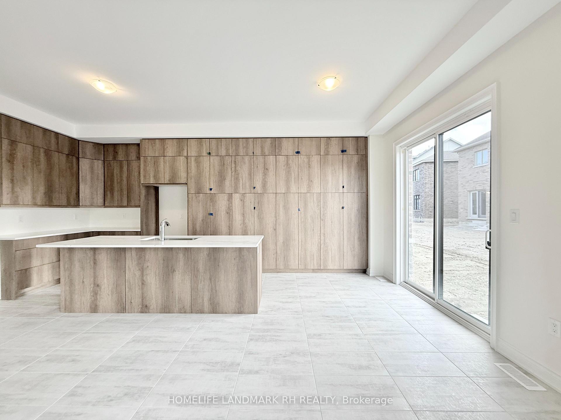 Photo 8 of 3 Emma Pearson Drive, Markham, Rural Markham — HOMEH