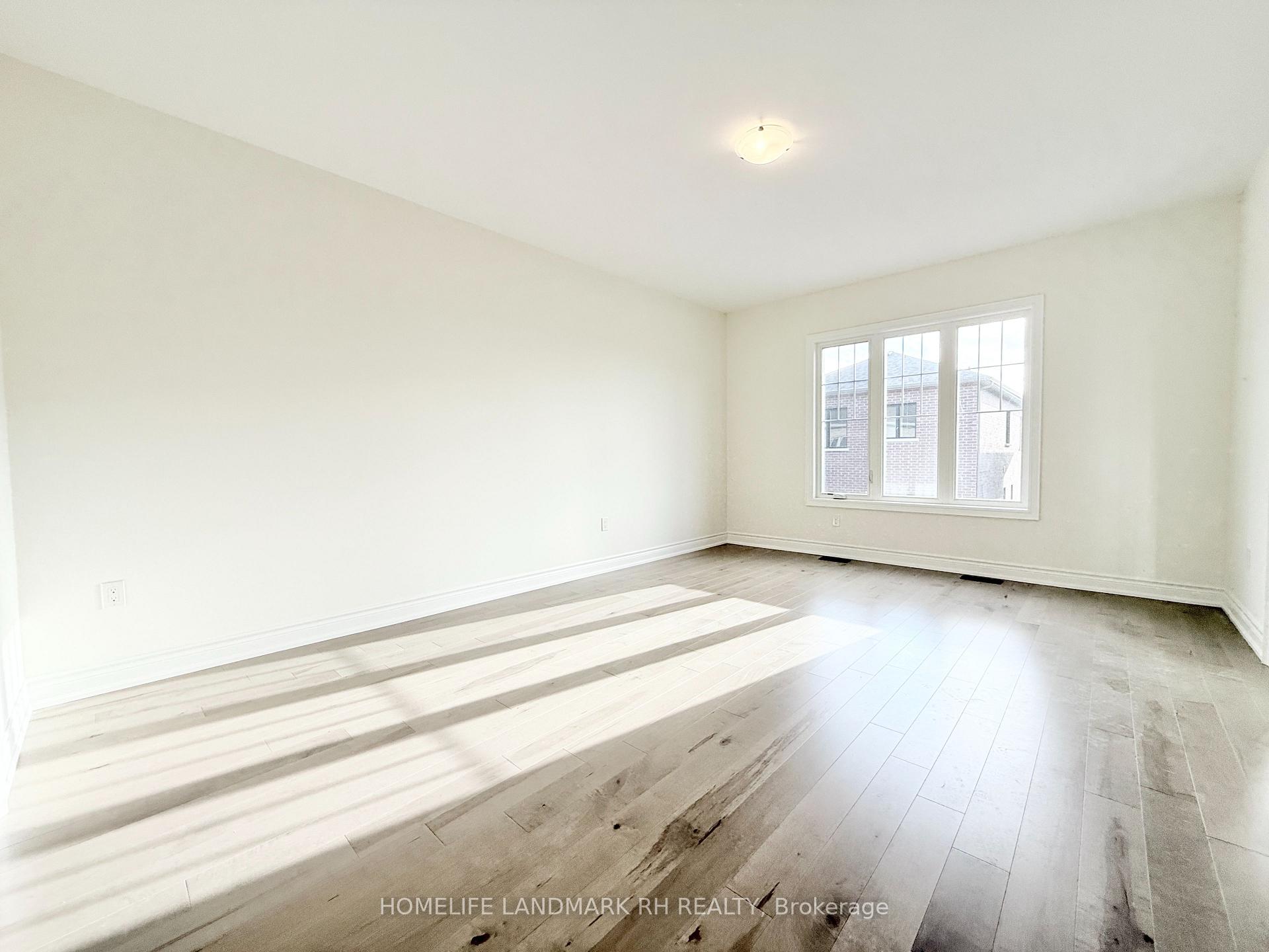 Photo 13 of 3 Emma Pearson Drive, Markham, Rural Markham — HOMEH